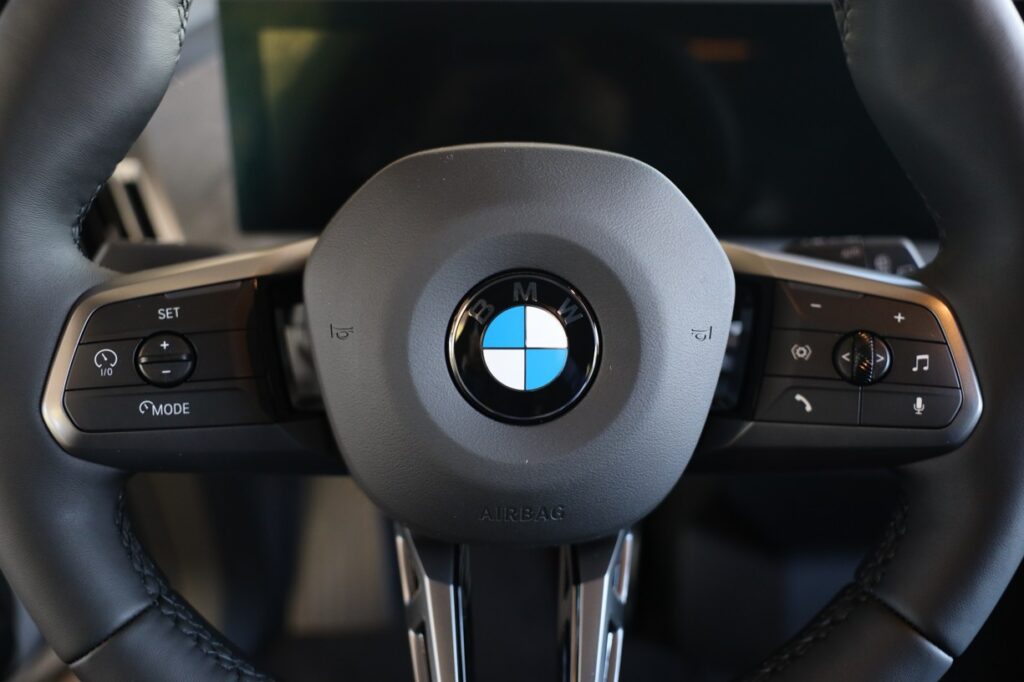 BMW iX xDrive45