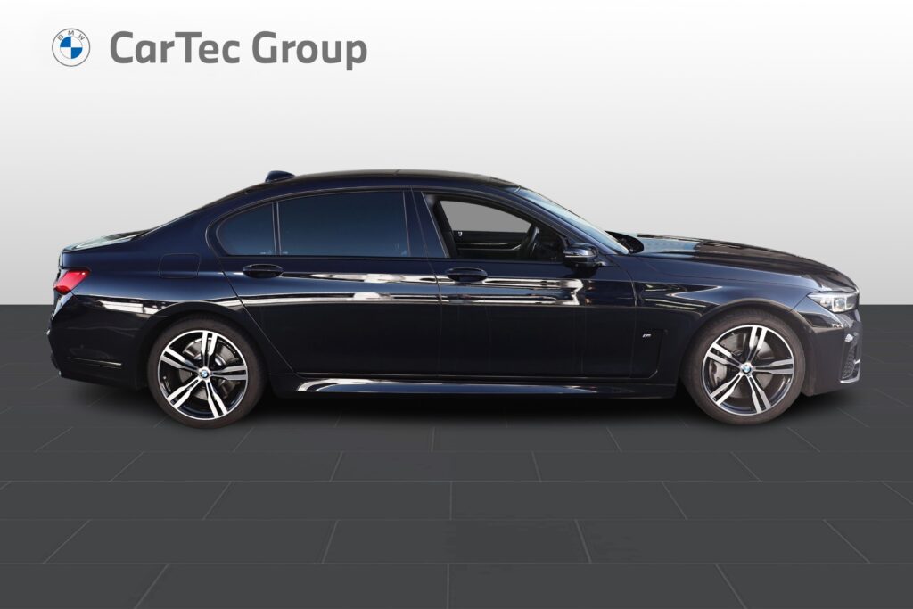 BMW 750Li xDrive Sedan