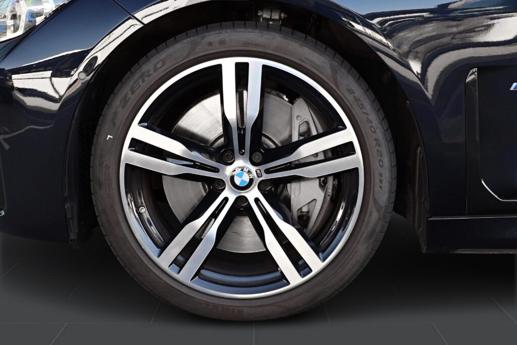 BMW 750Li xDrive Sedan