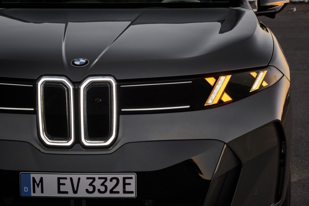 NOVÉ BMW X5 (2026)