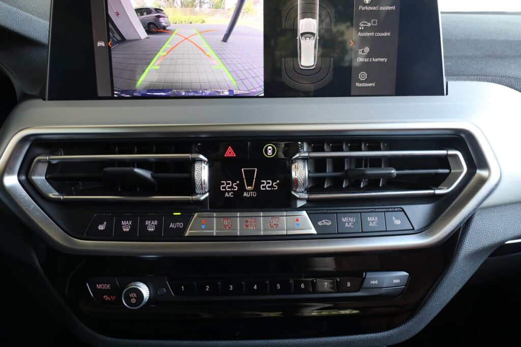 BMW X3 xDrive20i