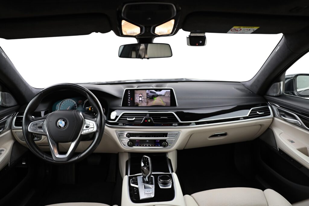 BMW 750Li xDrive