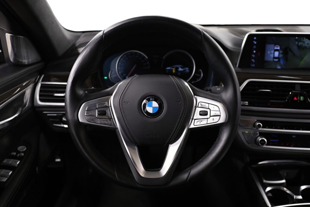 BMW 750Li xDrive