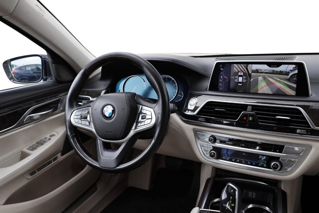 BMW 750Li xDrive