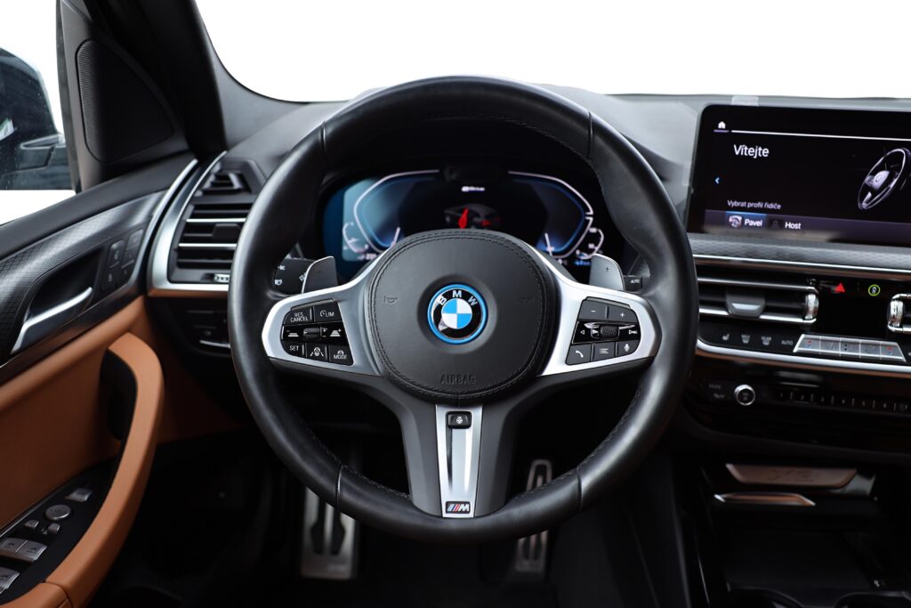 BMW X3 xDrive30e