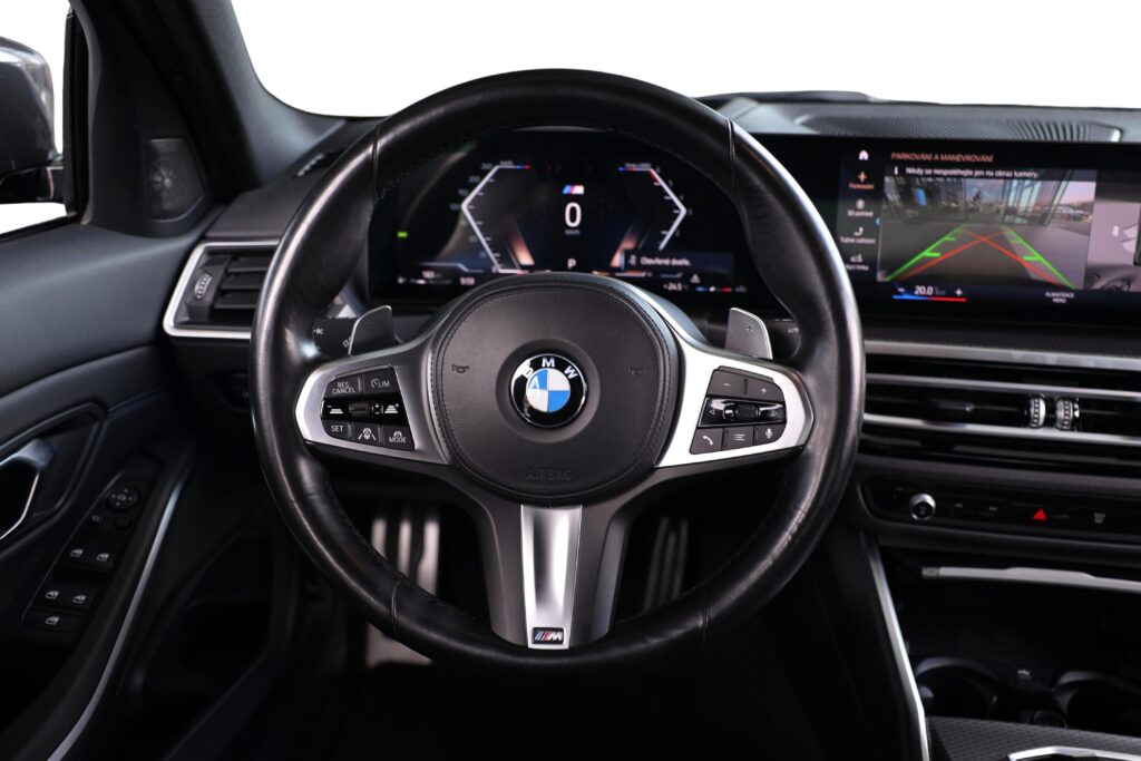 BMW 330d xDrive Sedan