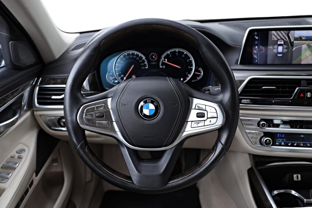 BMW 750Li xDrive