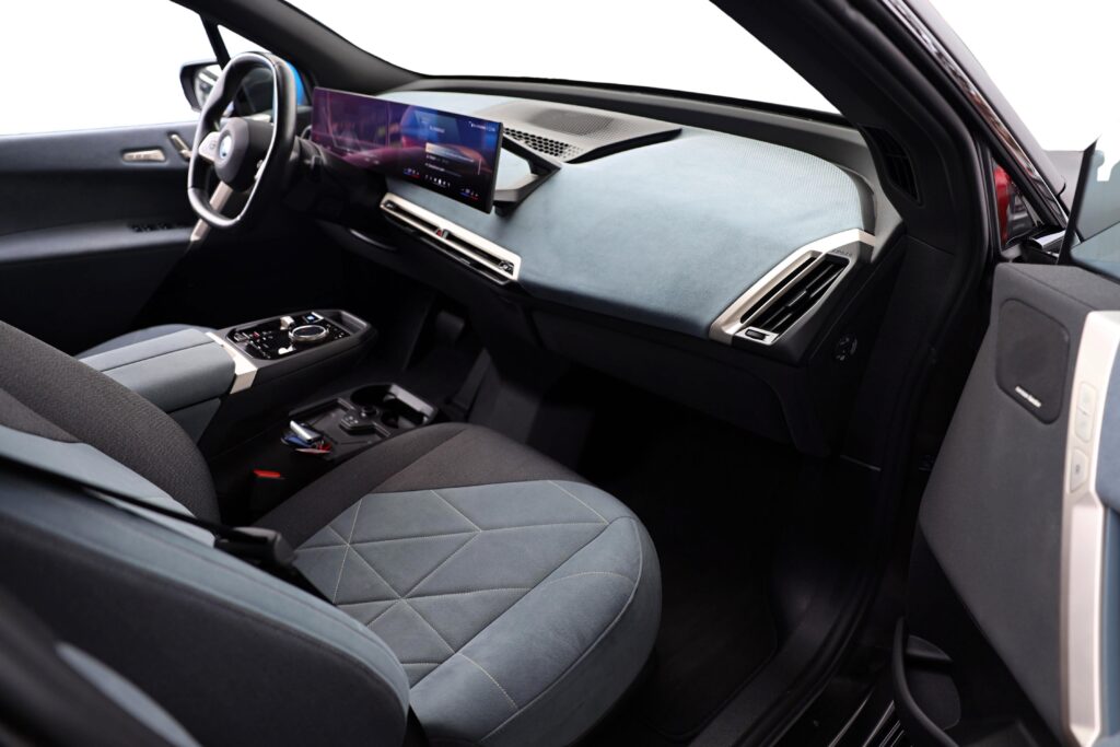 BMW iX xDrive40