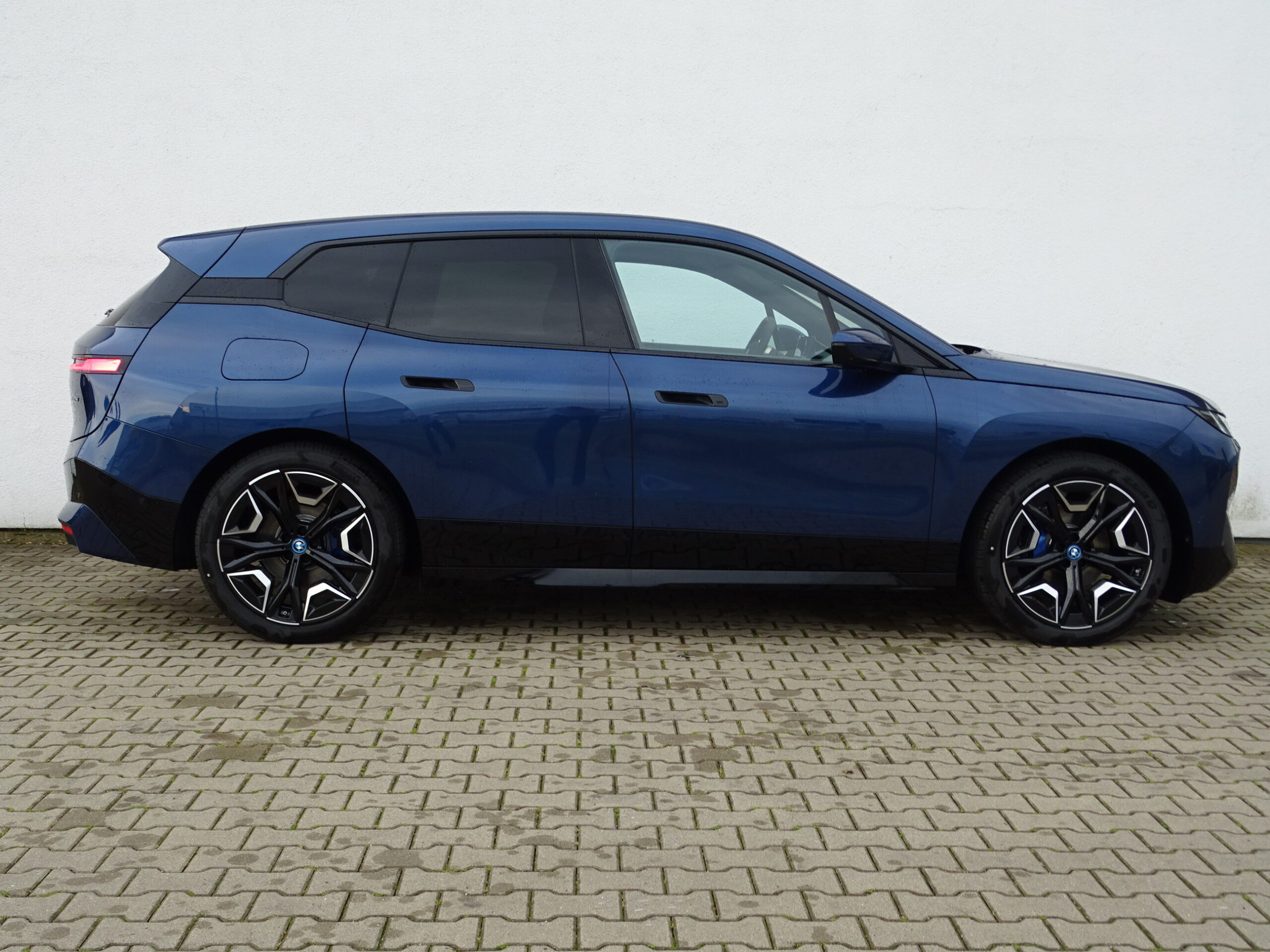 BMW iX xDrive40