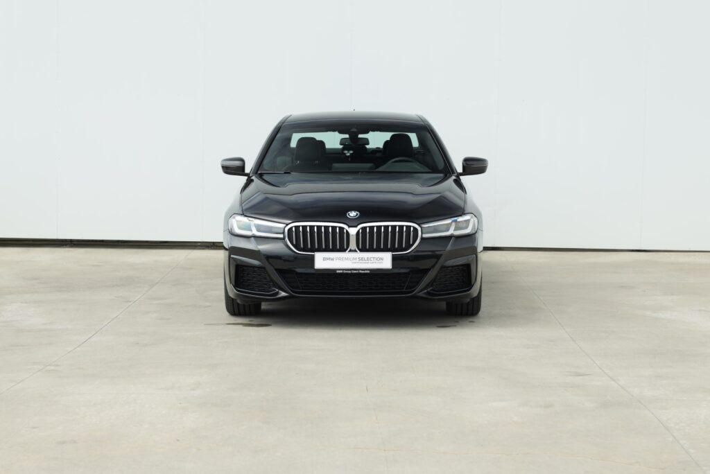 BMW 530e xDrive Sedan