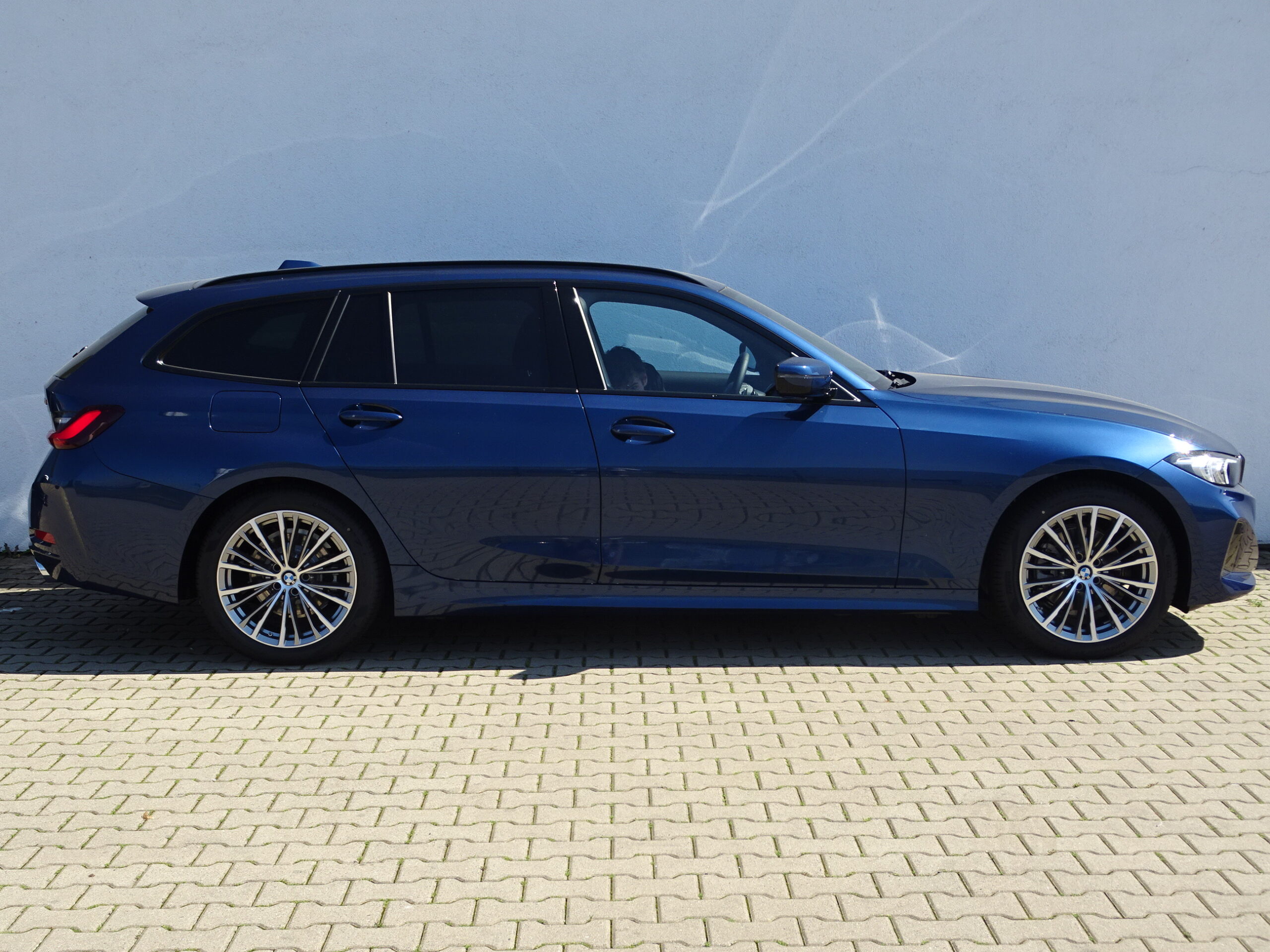 BMW 320d xDrive Touring