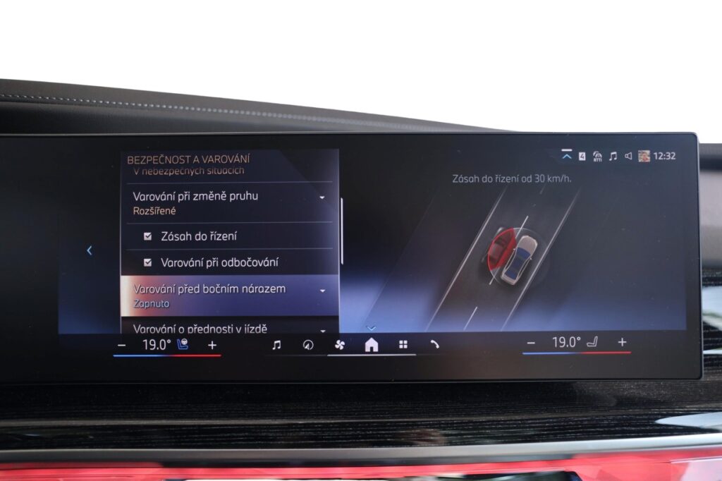BMW 740d xDrive Sedan
