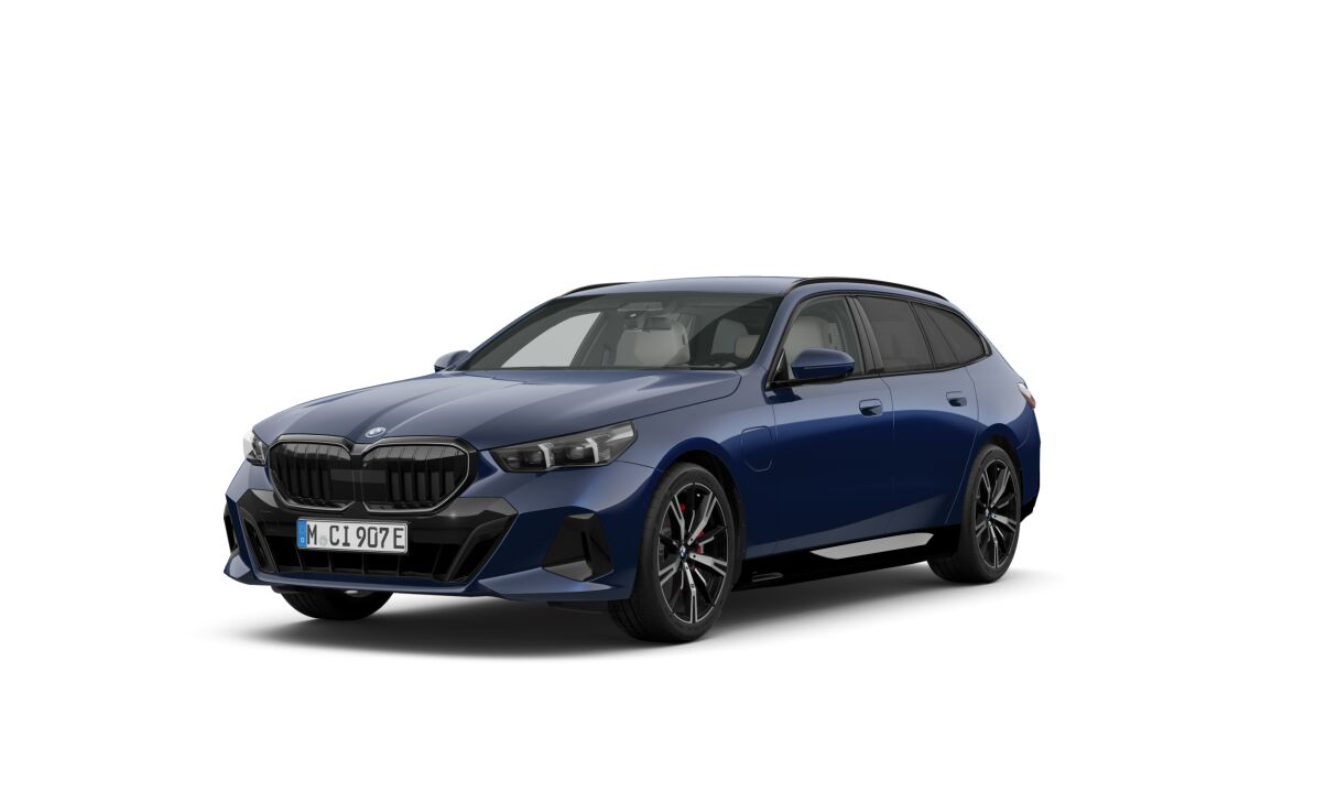 BMW 550e xDrive Touring