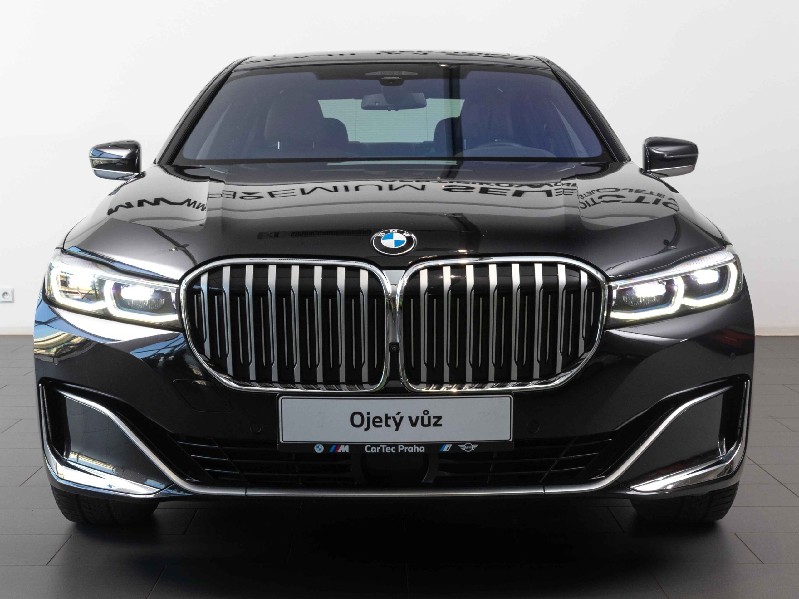 BMW 750Li xDrive Sedan