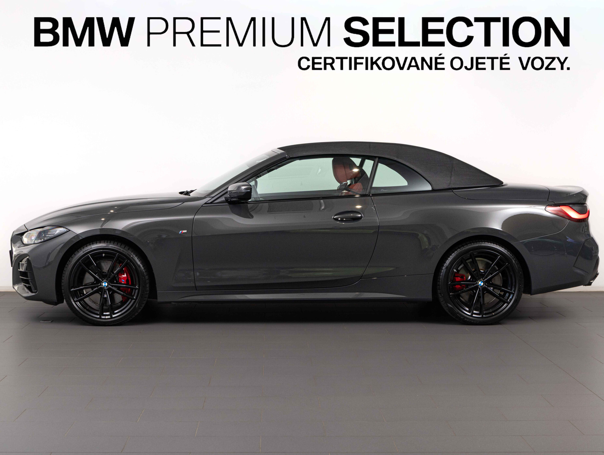 BMW M440i xDrive Convertible