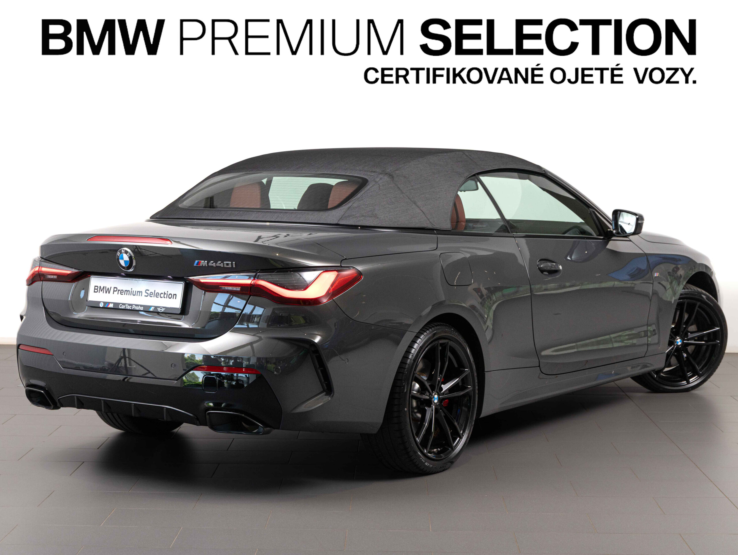 BMW M440i xDrive Convertible