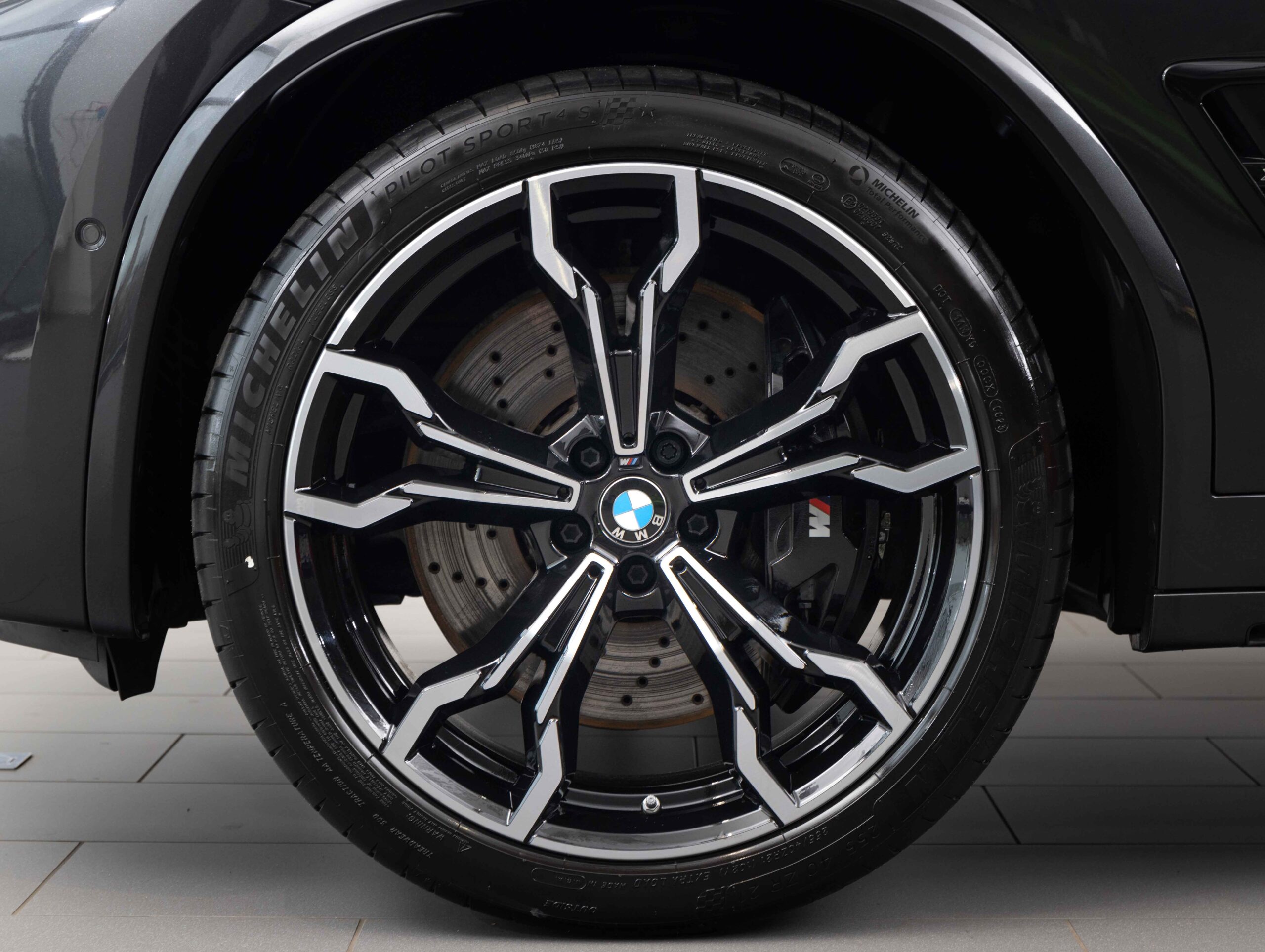 BMW X4 M