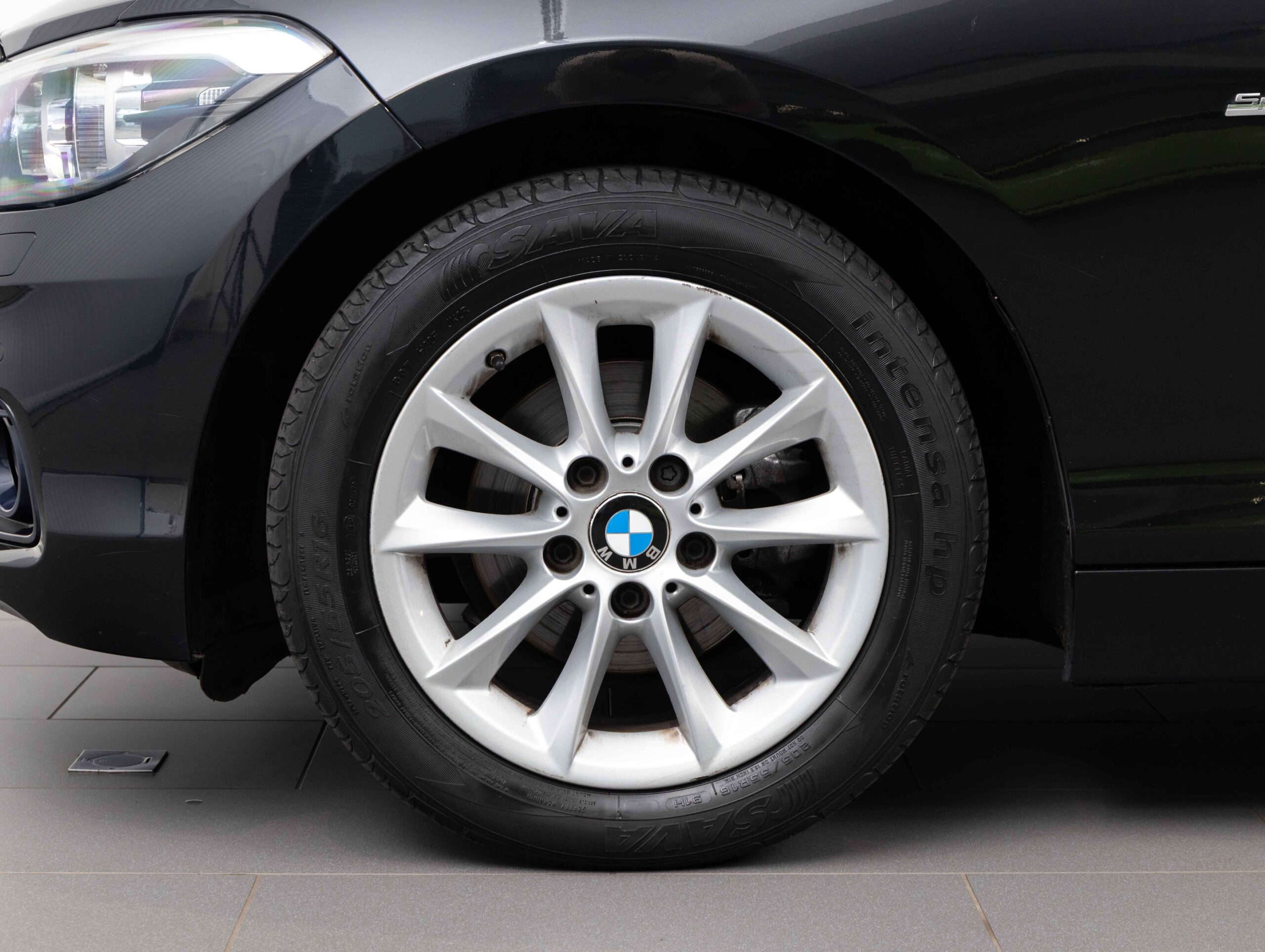 BMW 118i