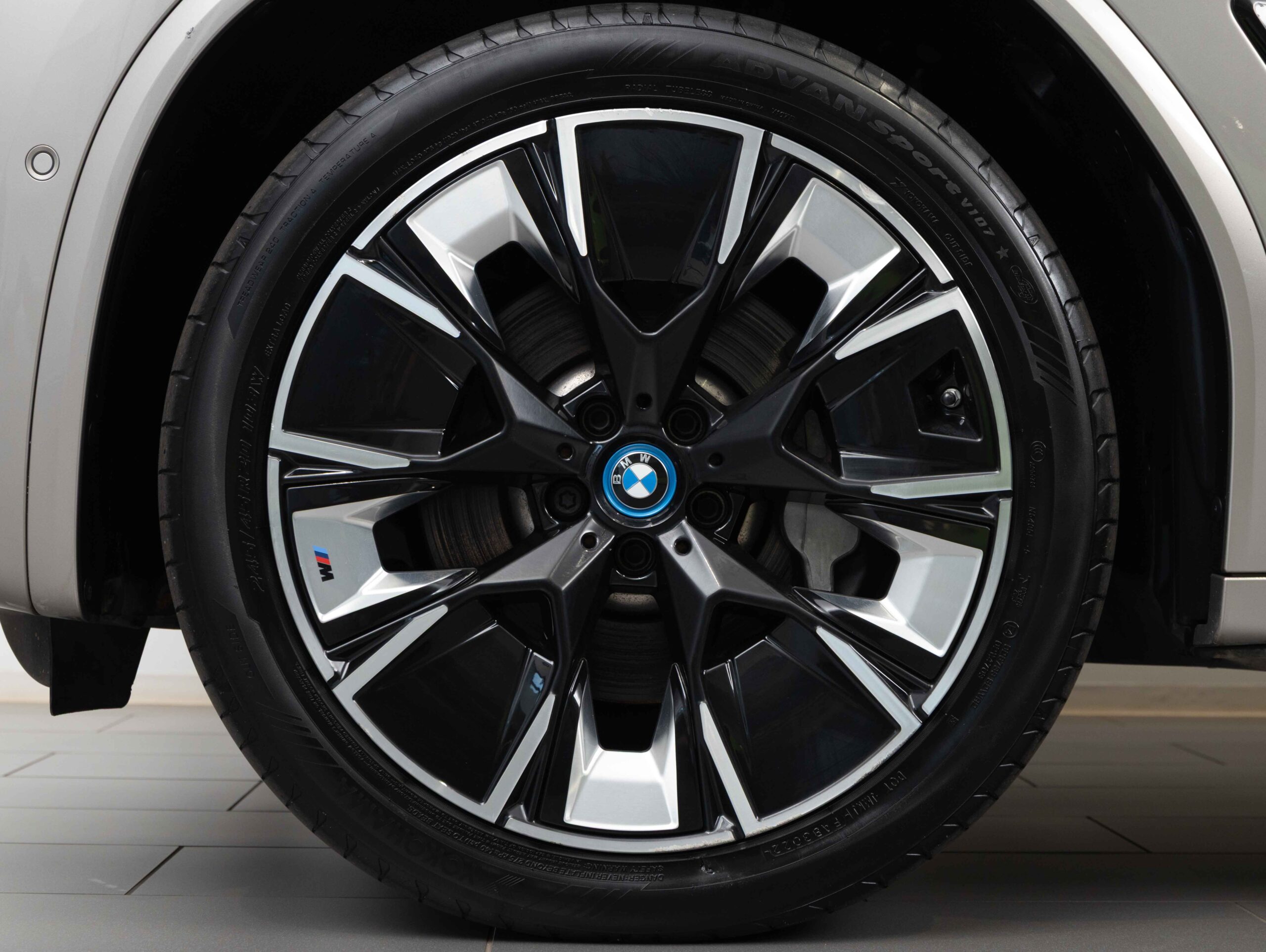 BMW iX3 M Sport