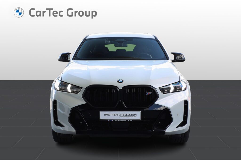BMW X6 M60i