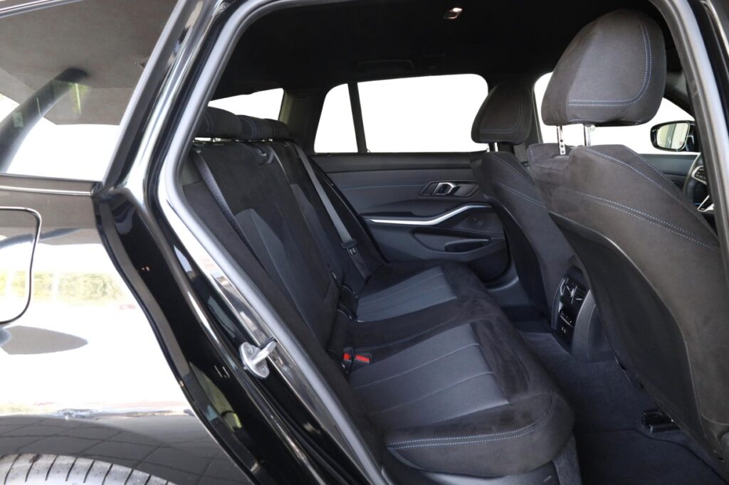 BMW 320d xDrive Touring