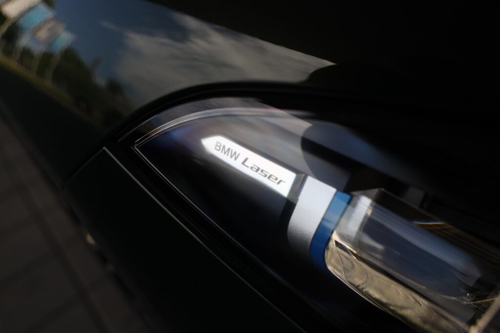 BMW M850i xDrive Coupe