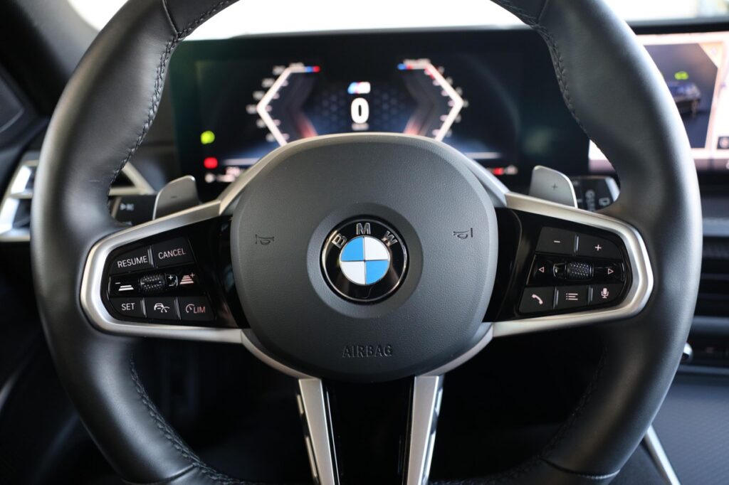 BMW 330i xDrive Touring