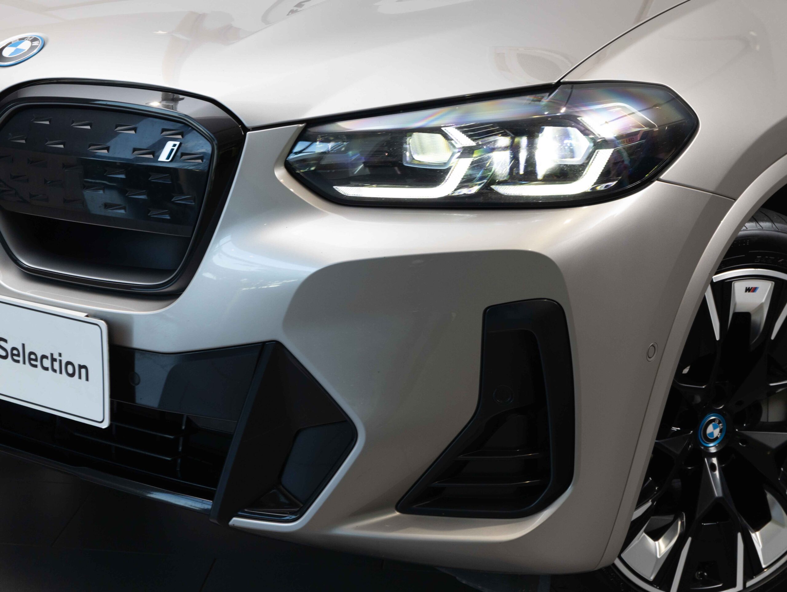 BMW iX3 M Sport