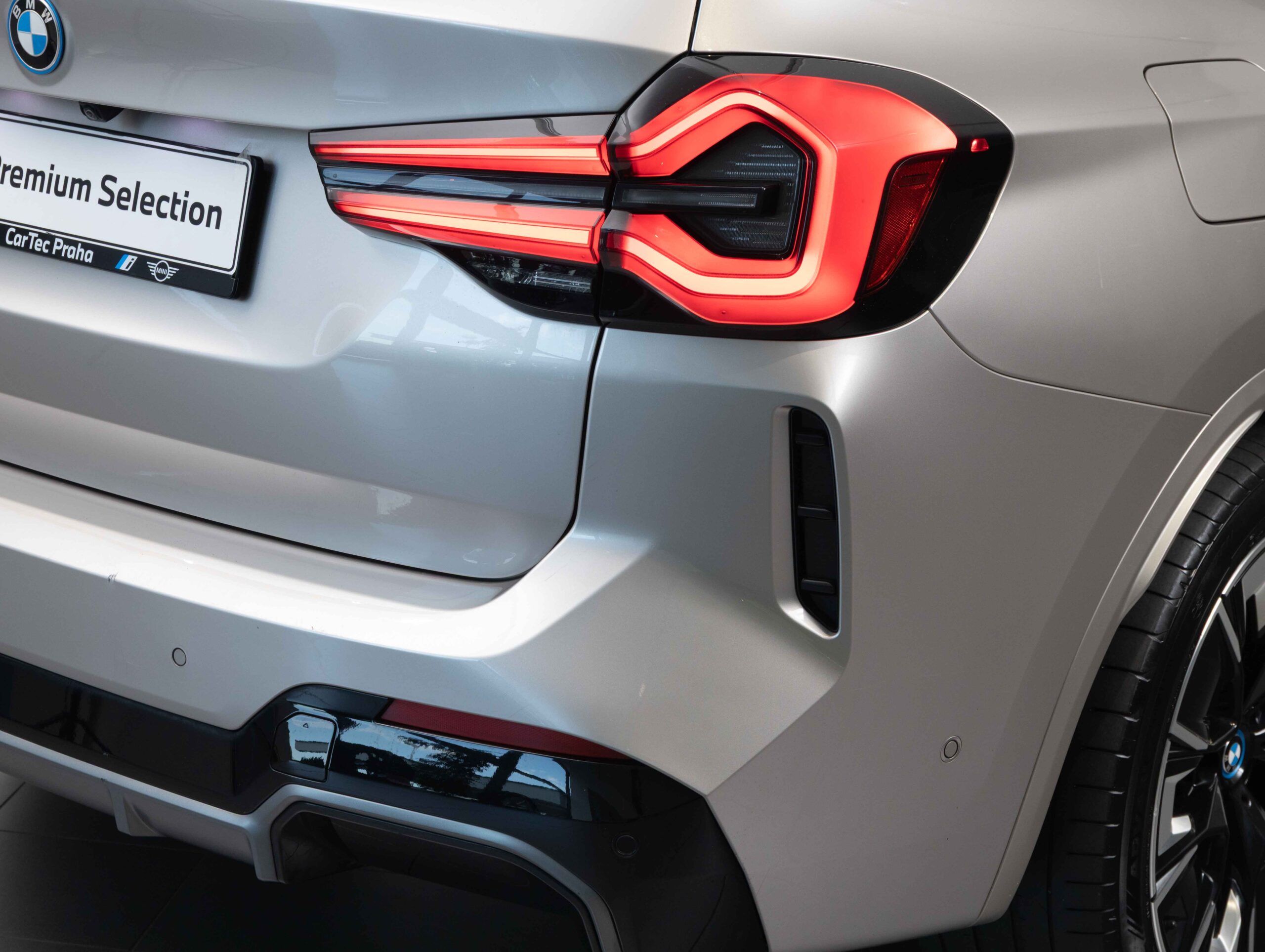 BMW iX3 M Sport