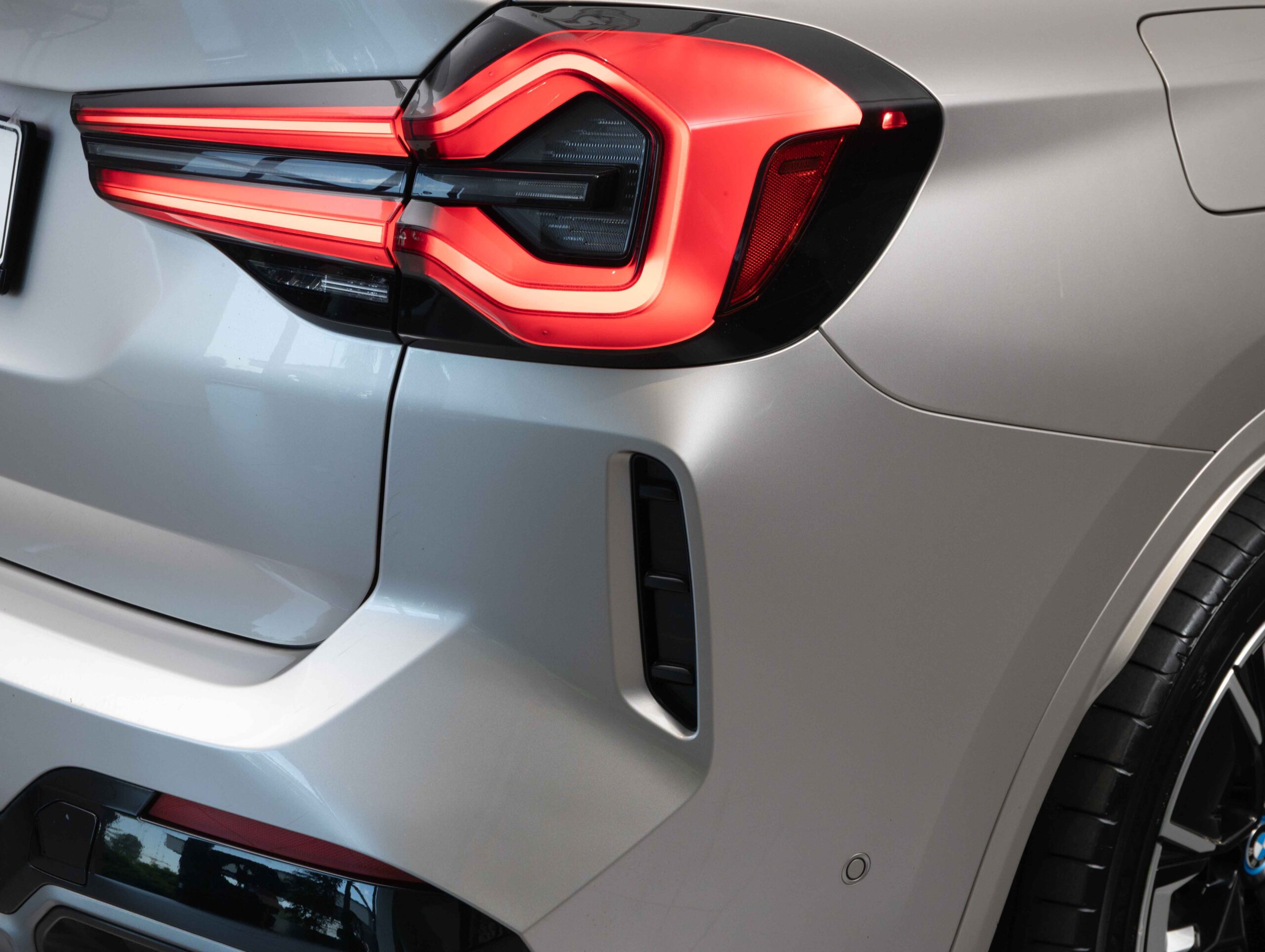 BMW iX3 M Sport