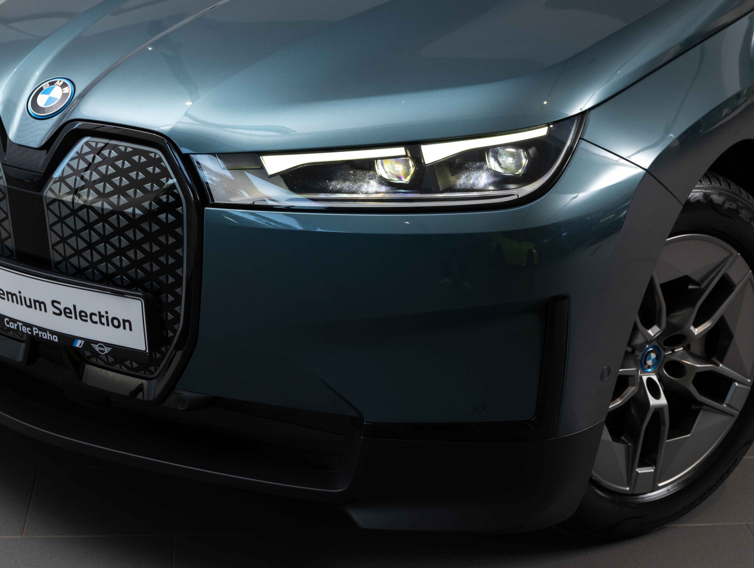 BMW iX xDrive50