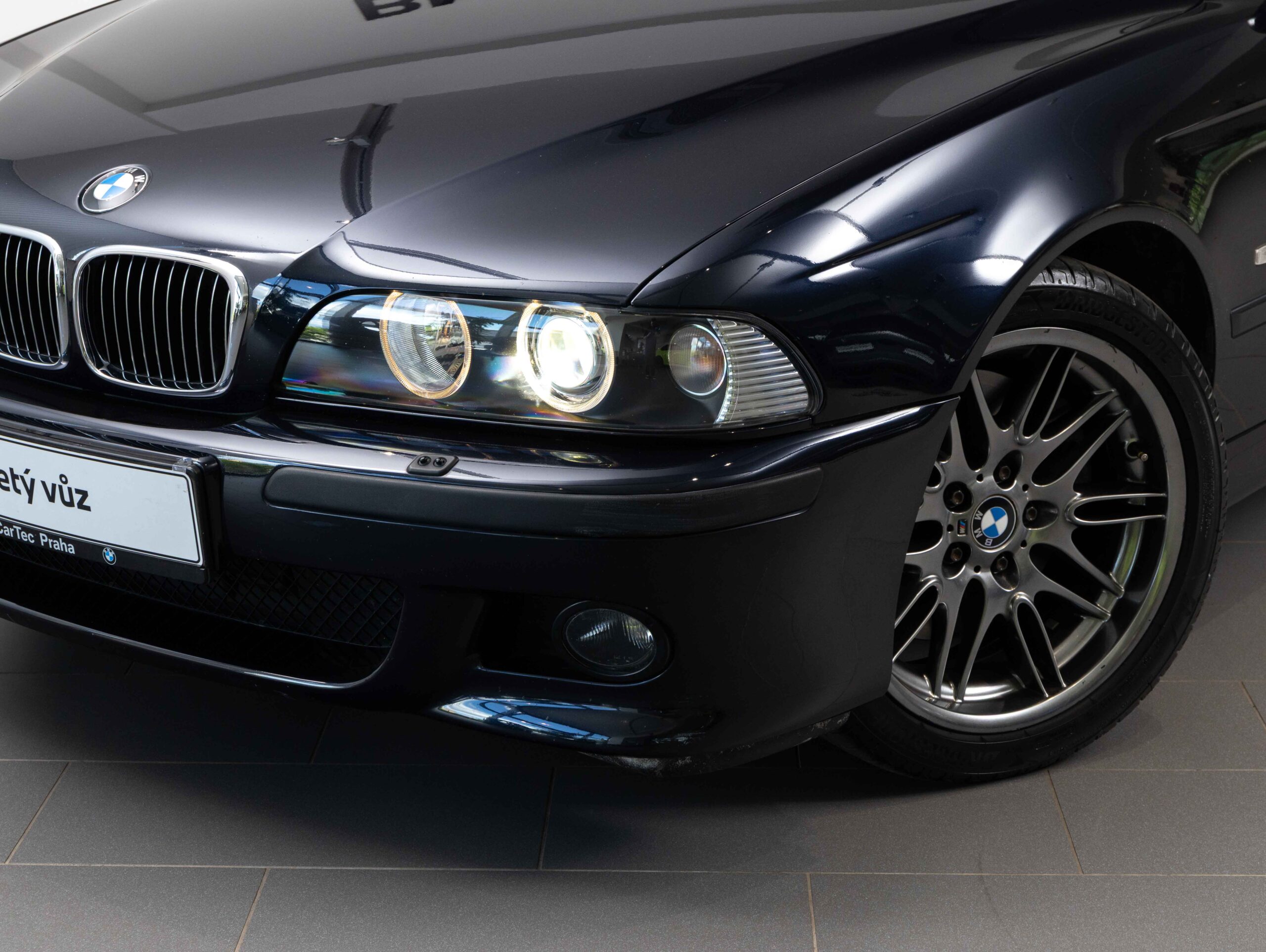 BMW BMW M5