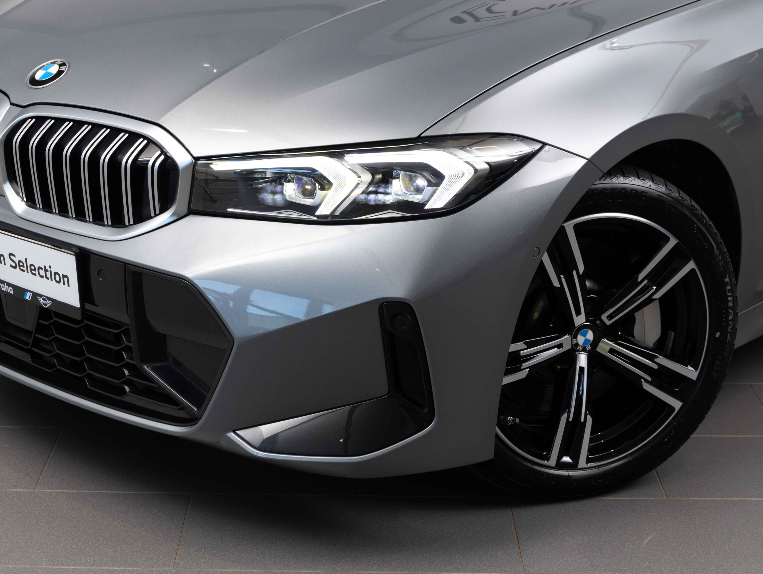 BMW 330i xDrive Touring