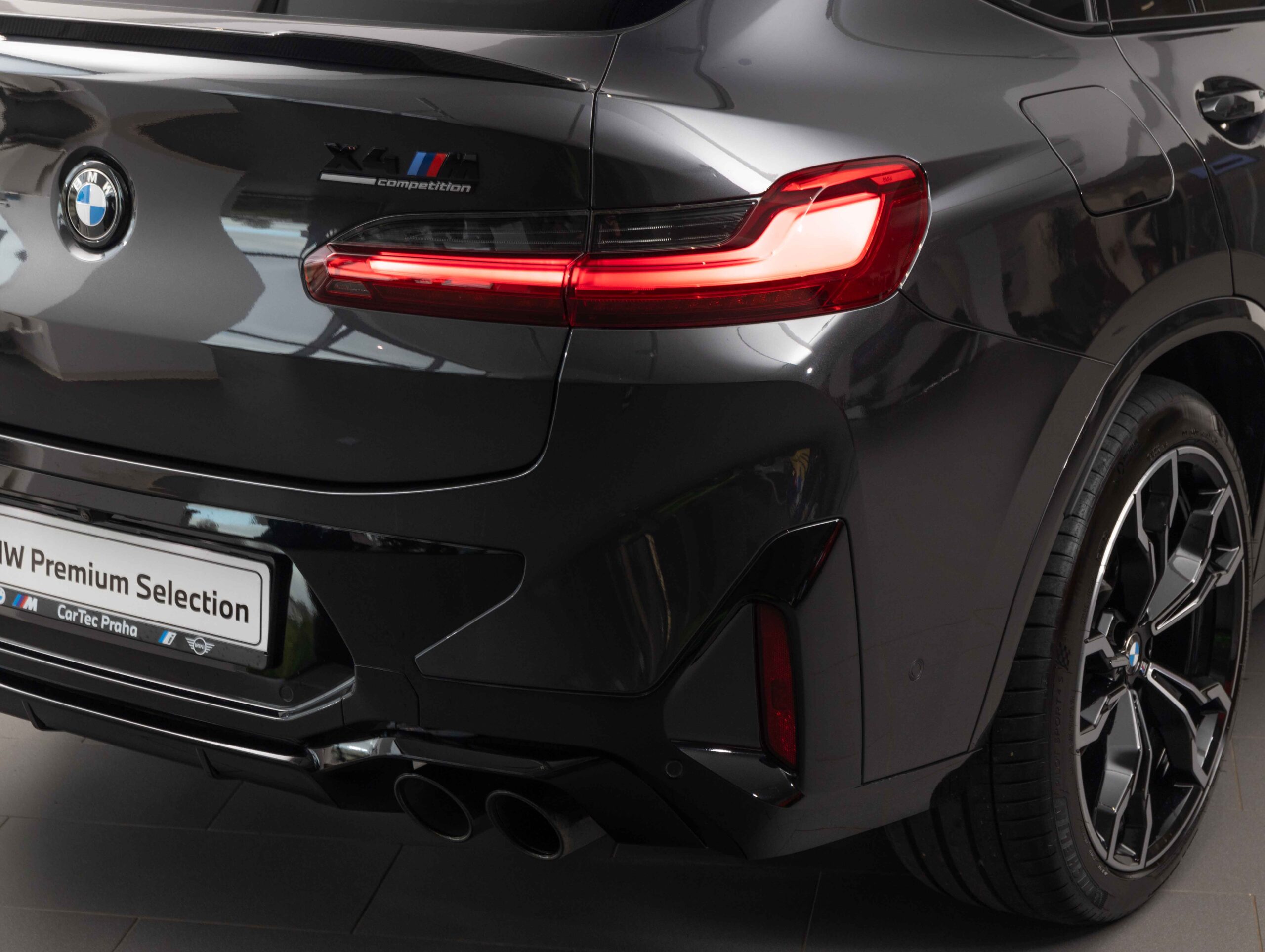 BMW X4 M