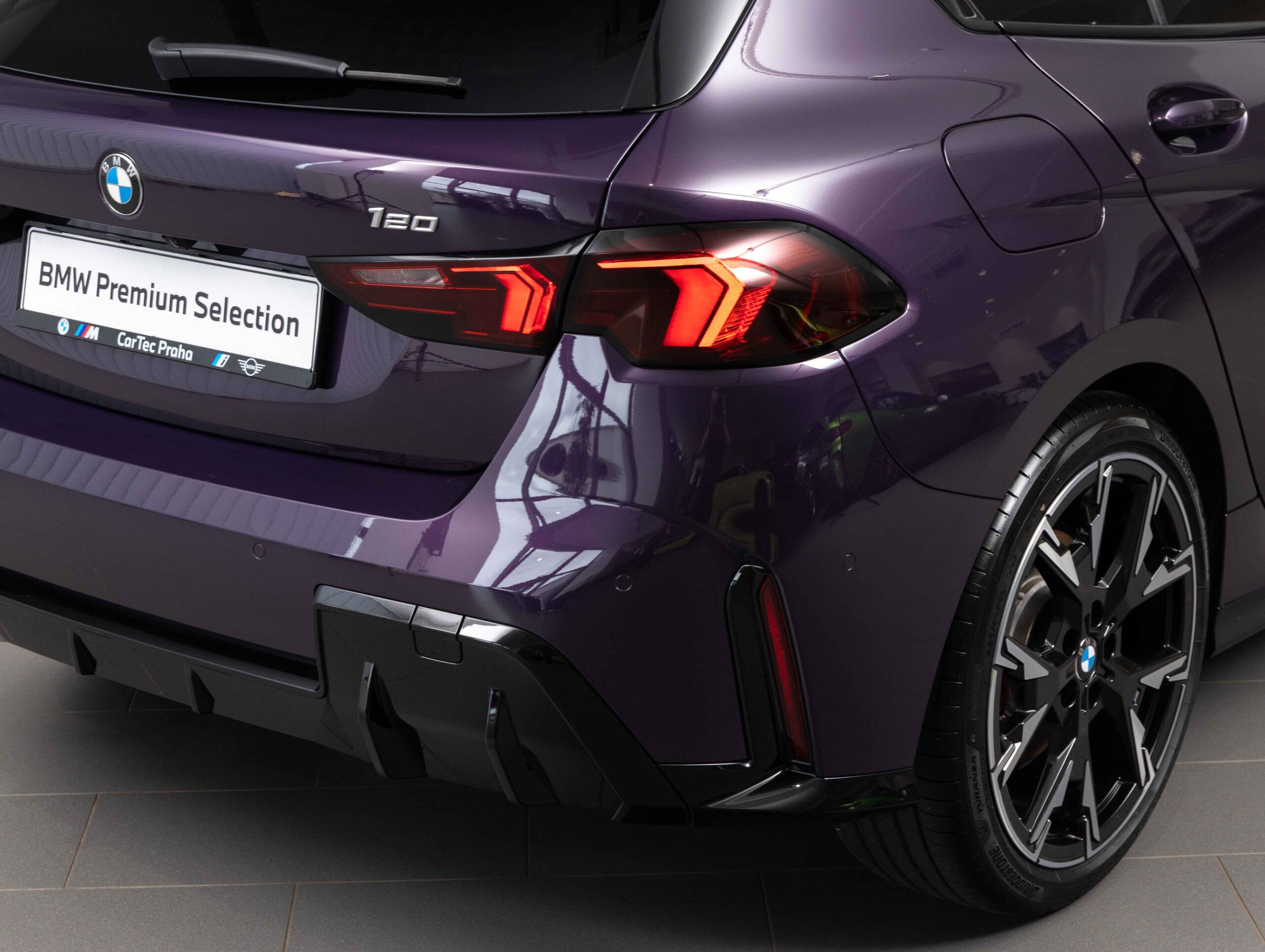 BMW 120