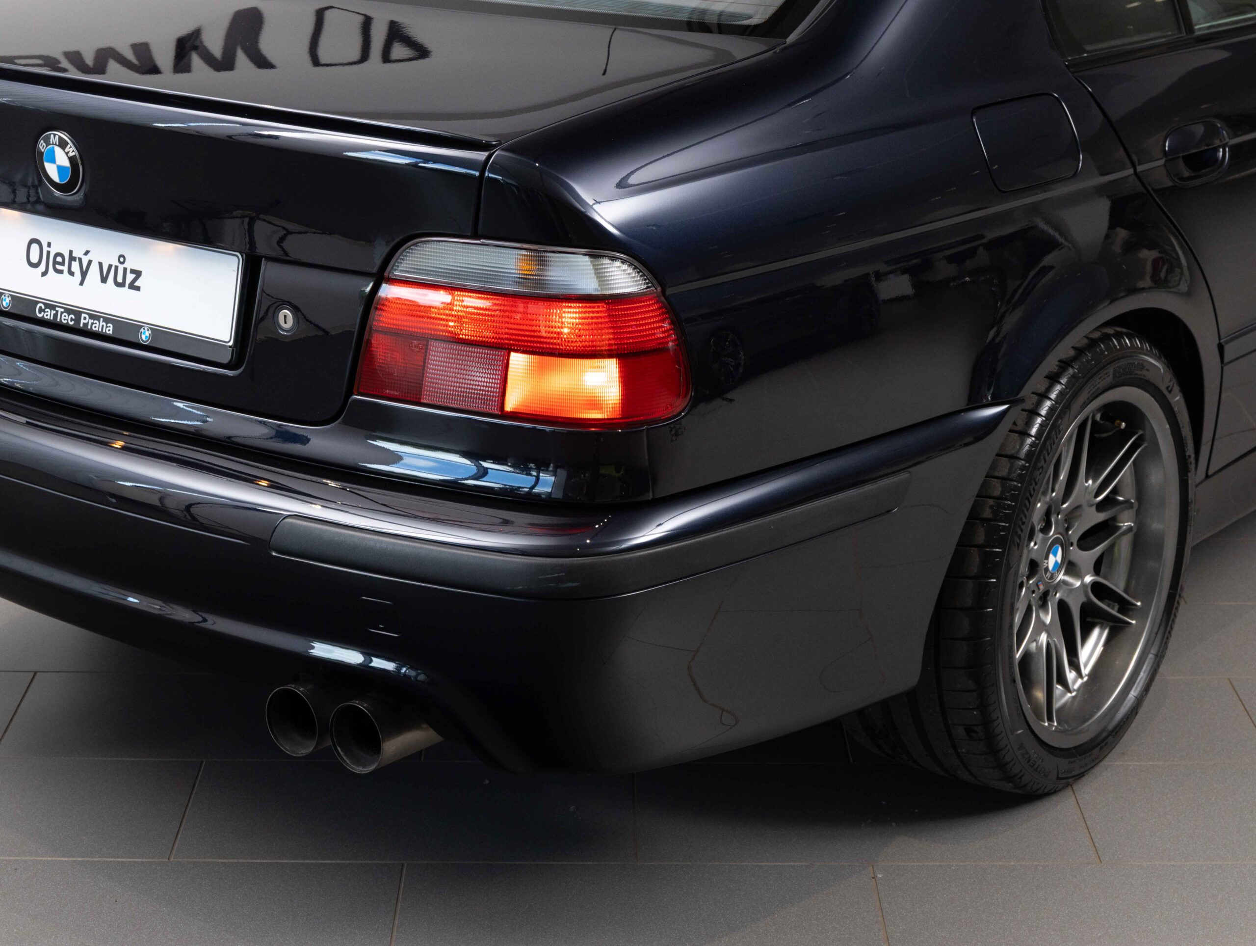BMW BMW M5
