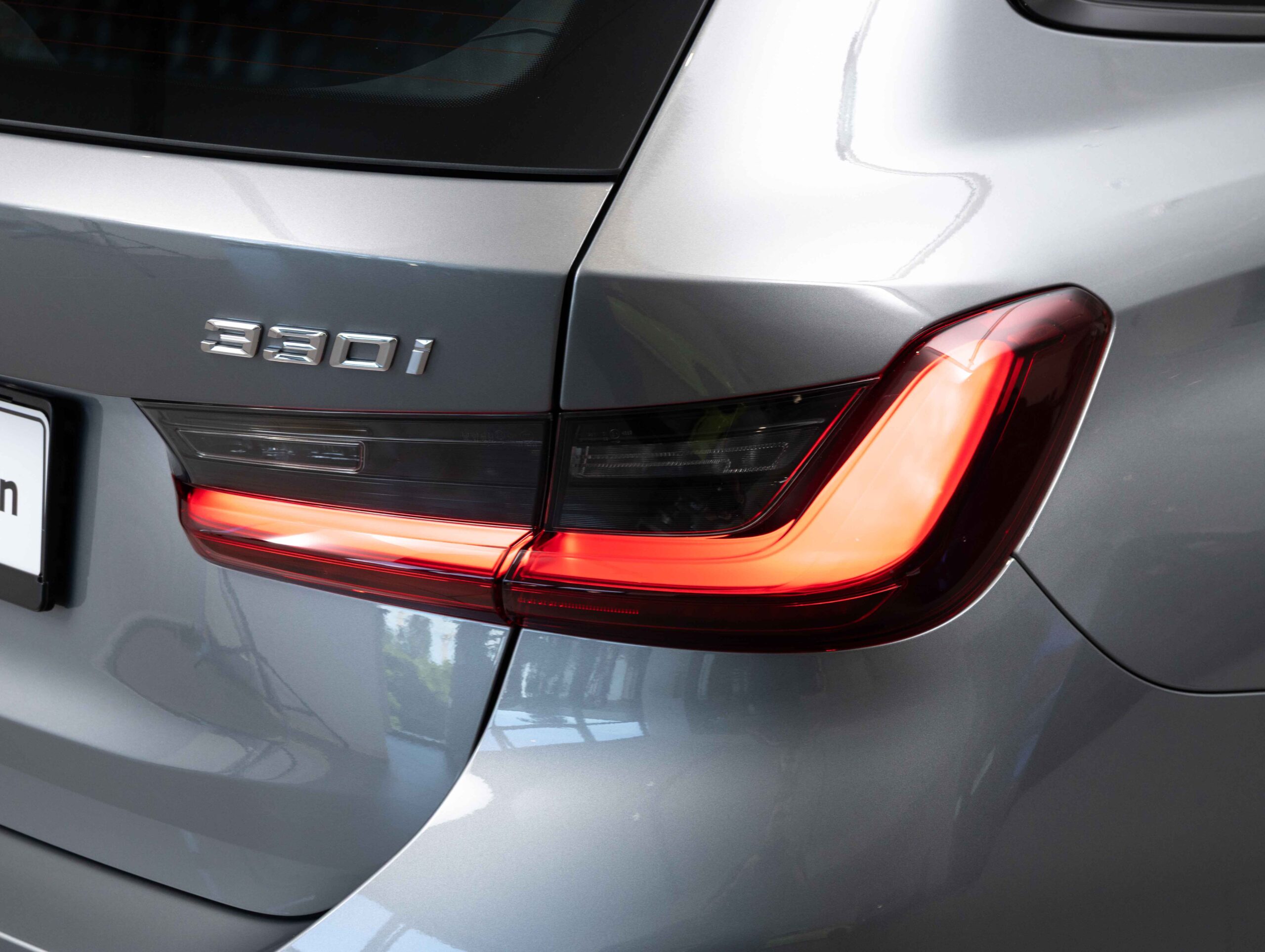 BMW 330i xDrive Touring