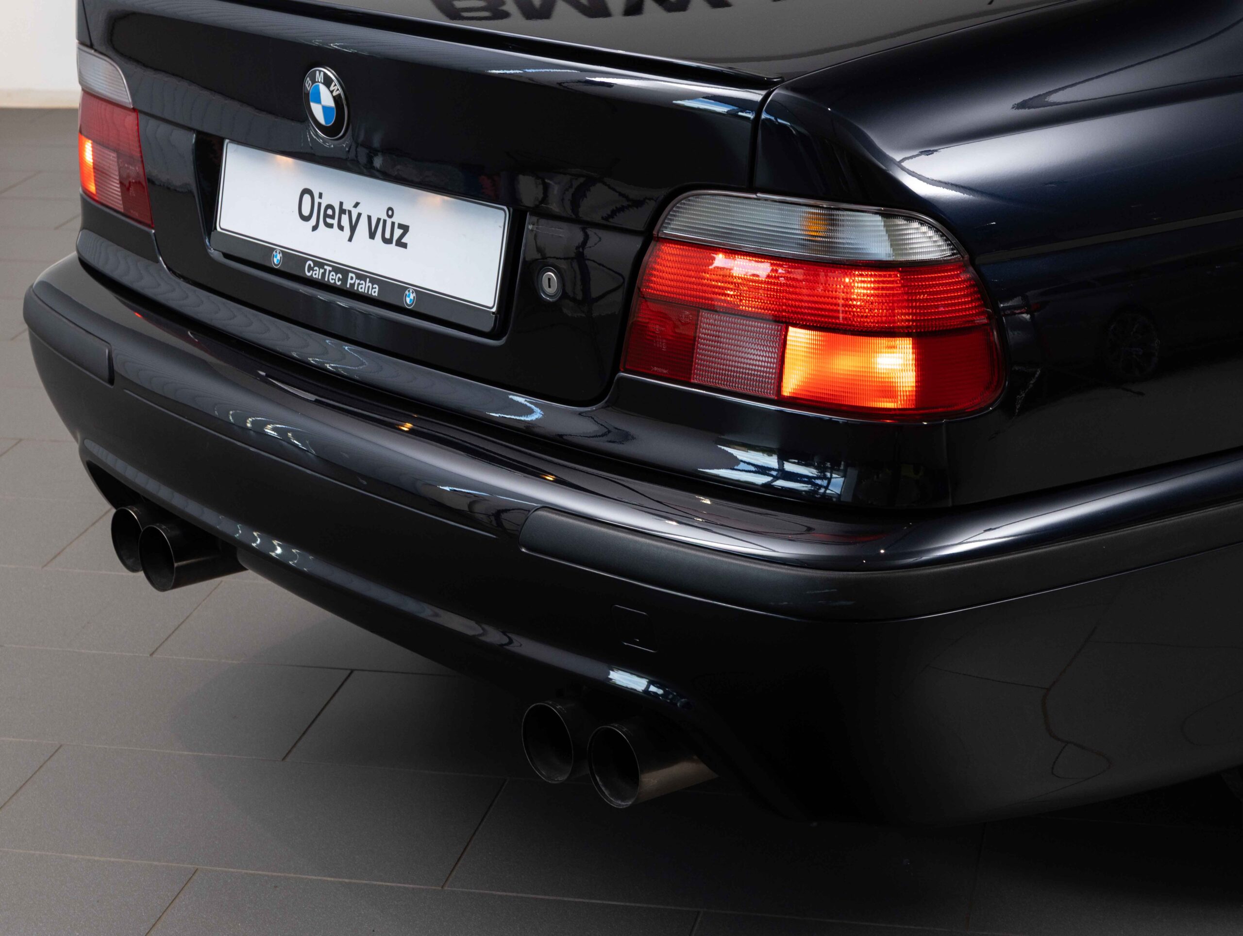 BMW BMW M5
