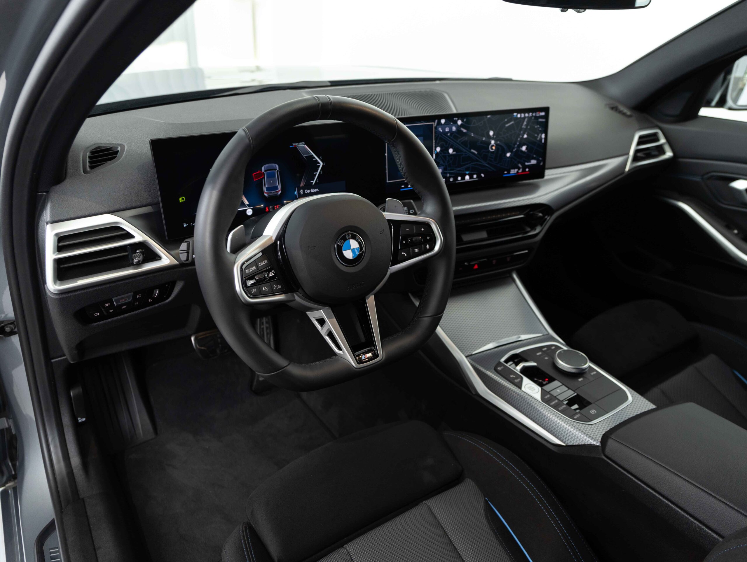 BMW 330i xDrive Touring