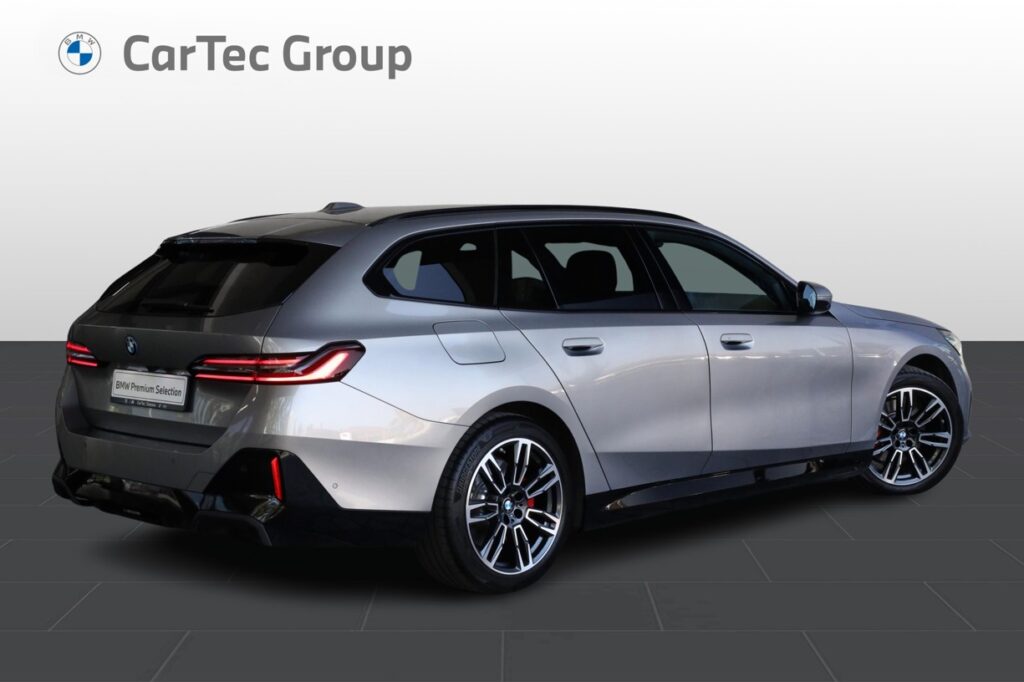 BMW 530e xDrive Touring