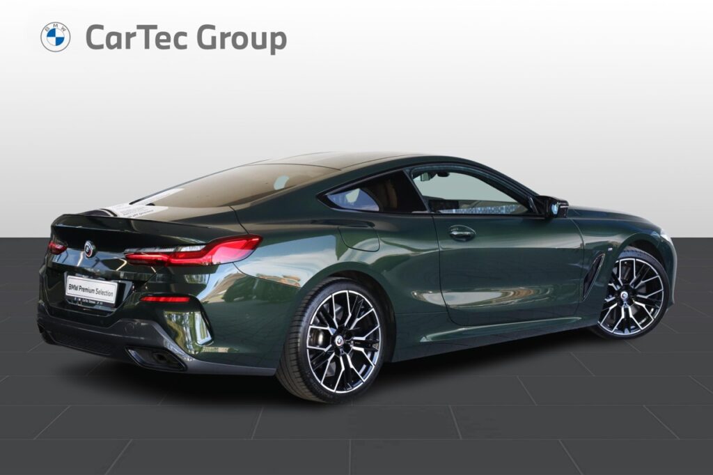 BMW M850i xDrive Coupe