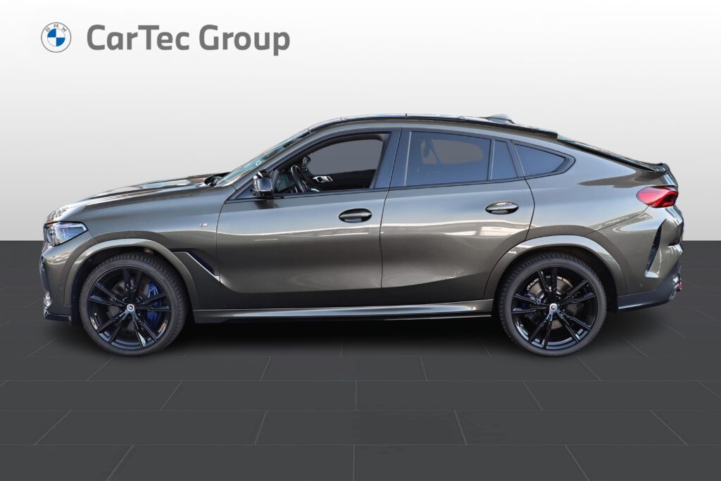 BMW X6 M50i