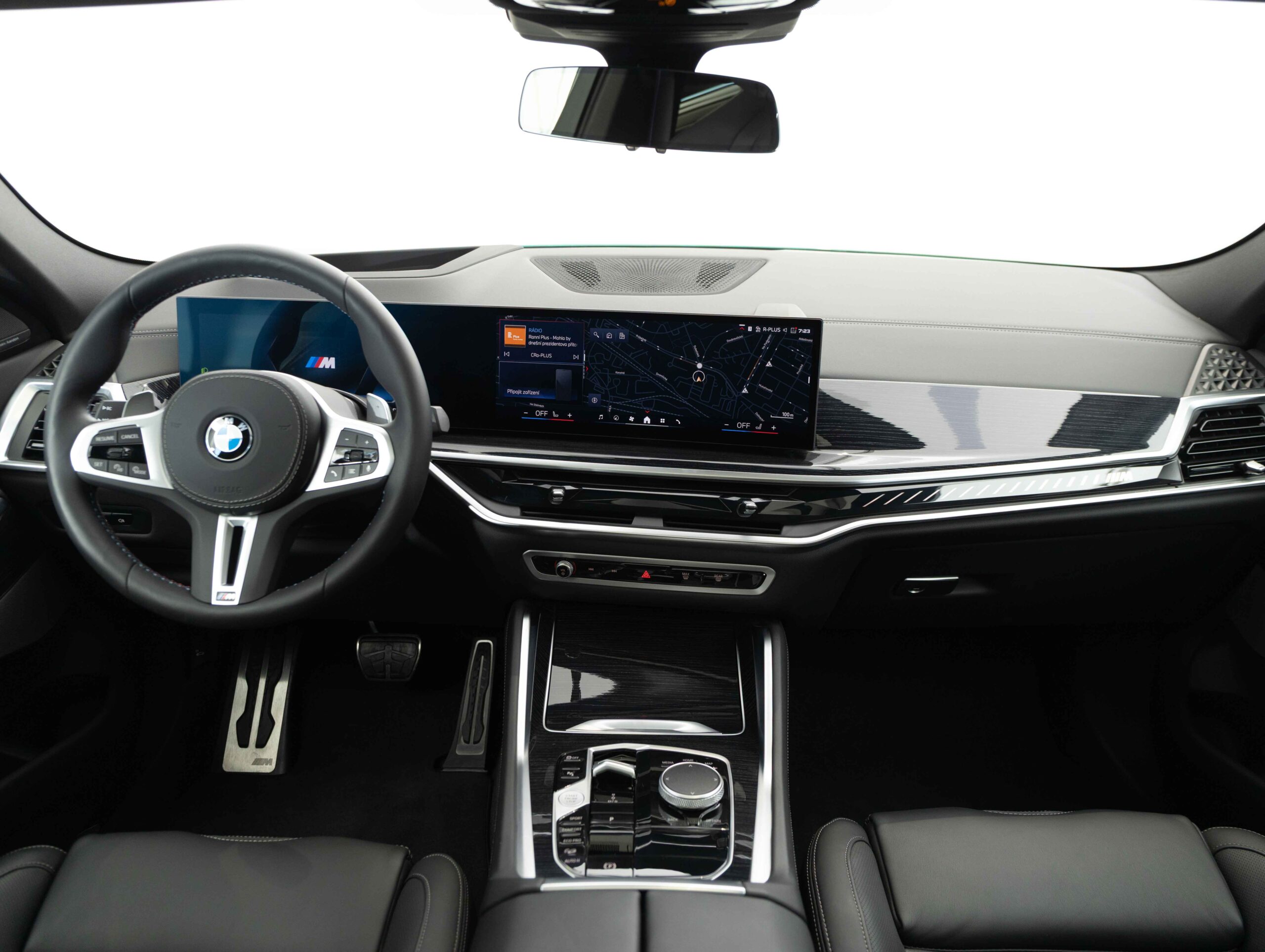 BMW X6 M60i