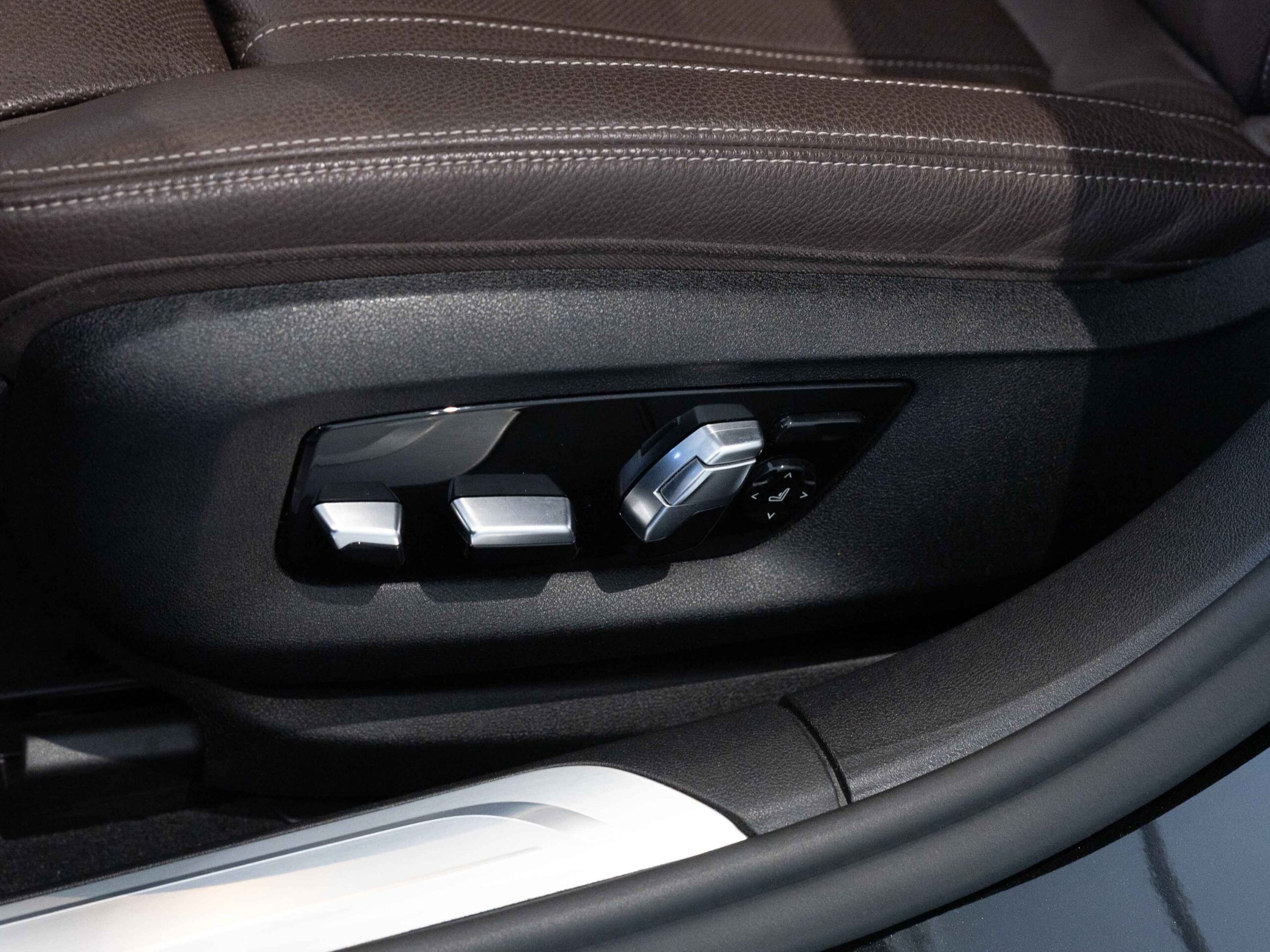 BMW 750Li xDrive Sedan
