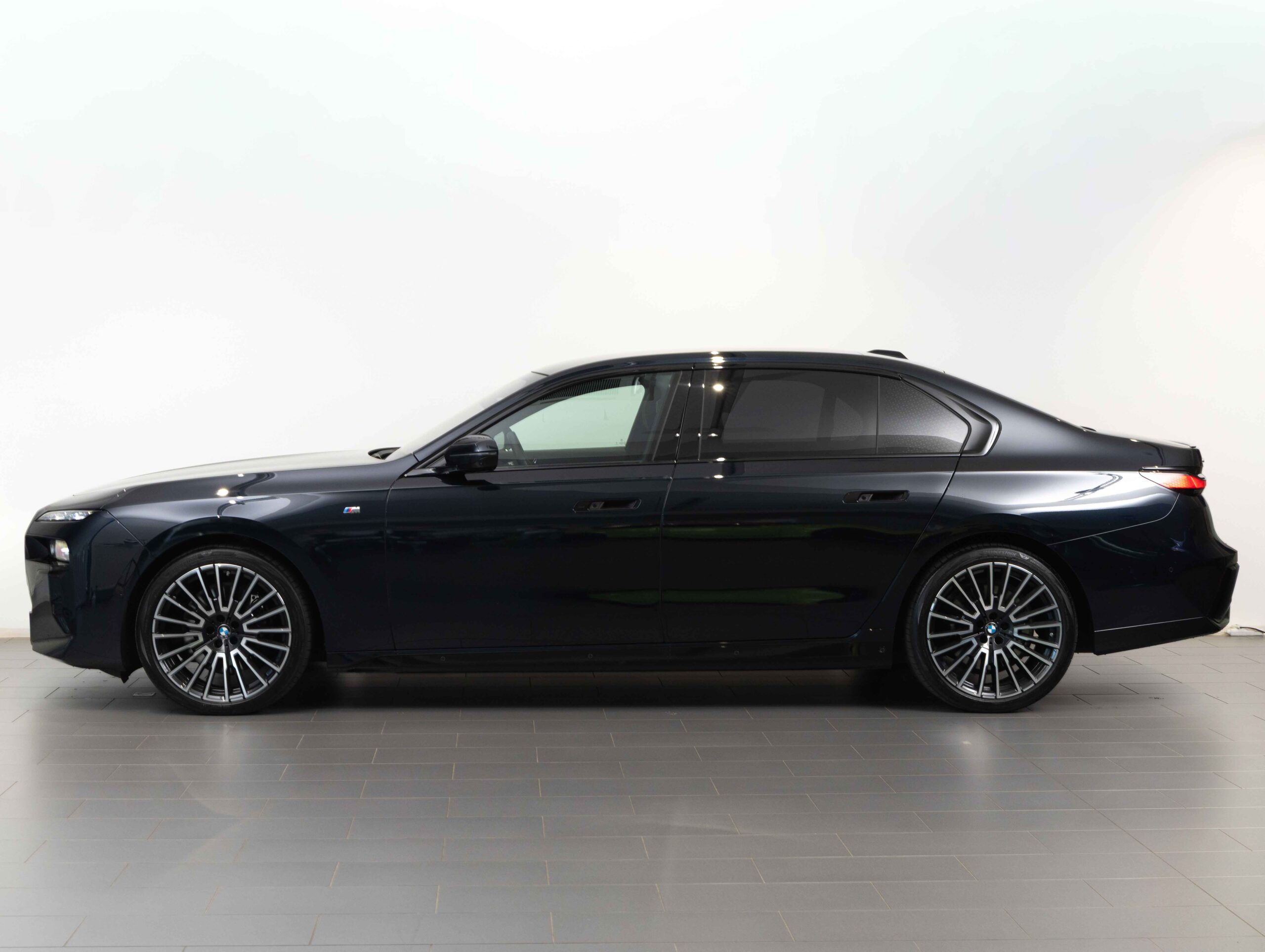 BMW 740d xDrive Sedan