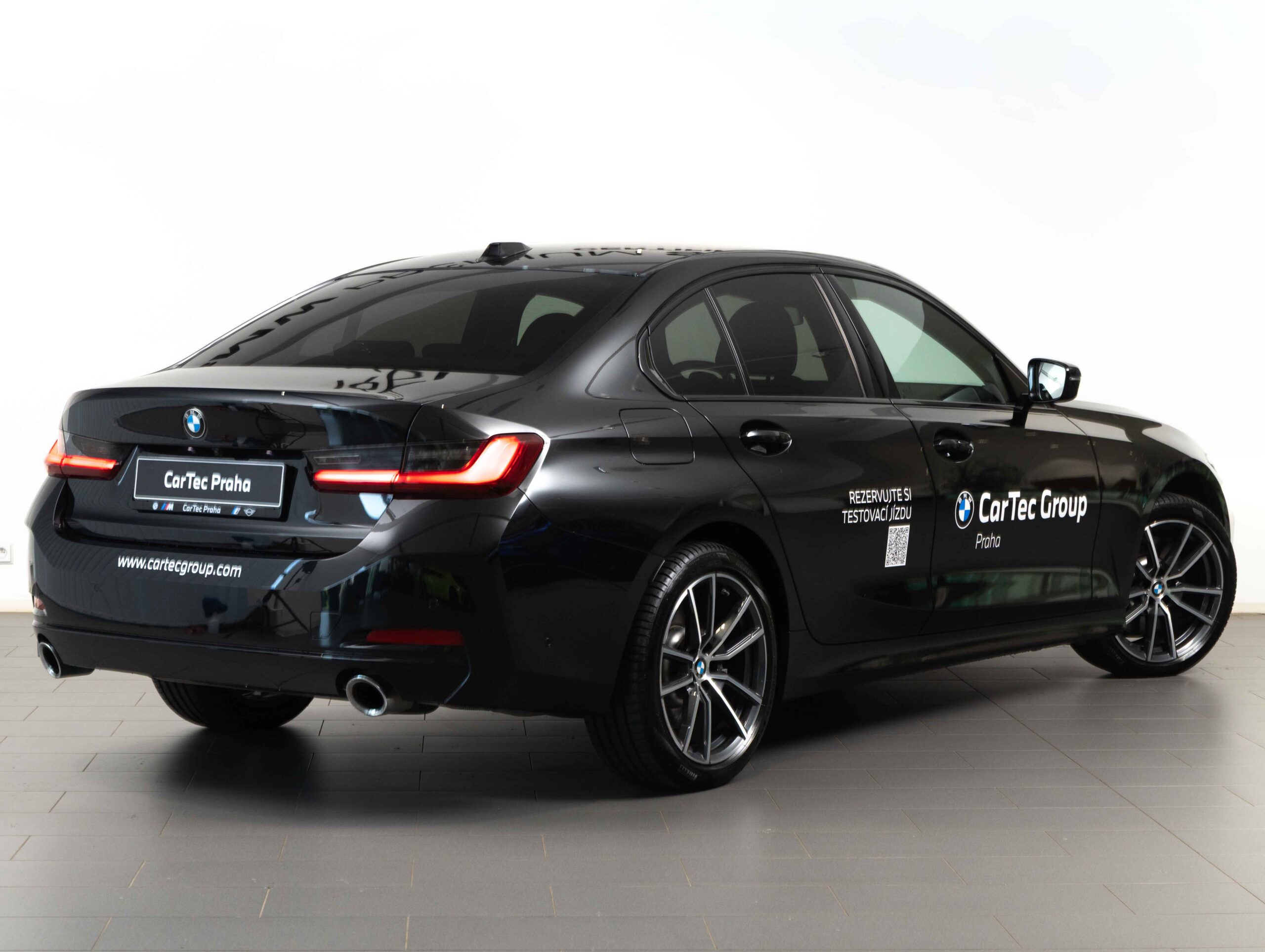 BMW 330d xDrive Sedan