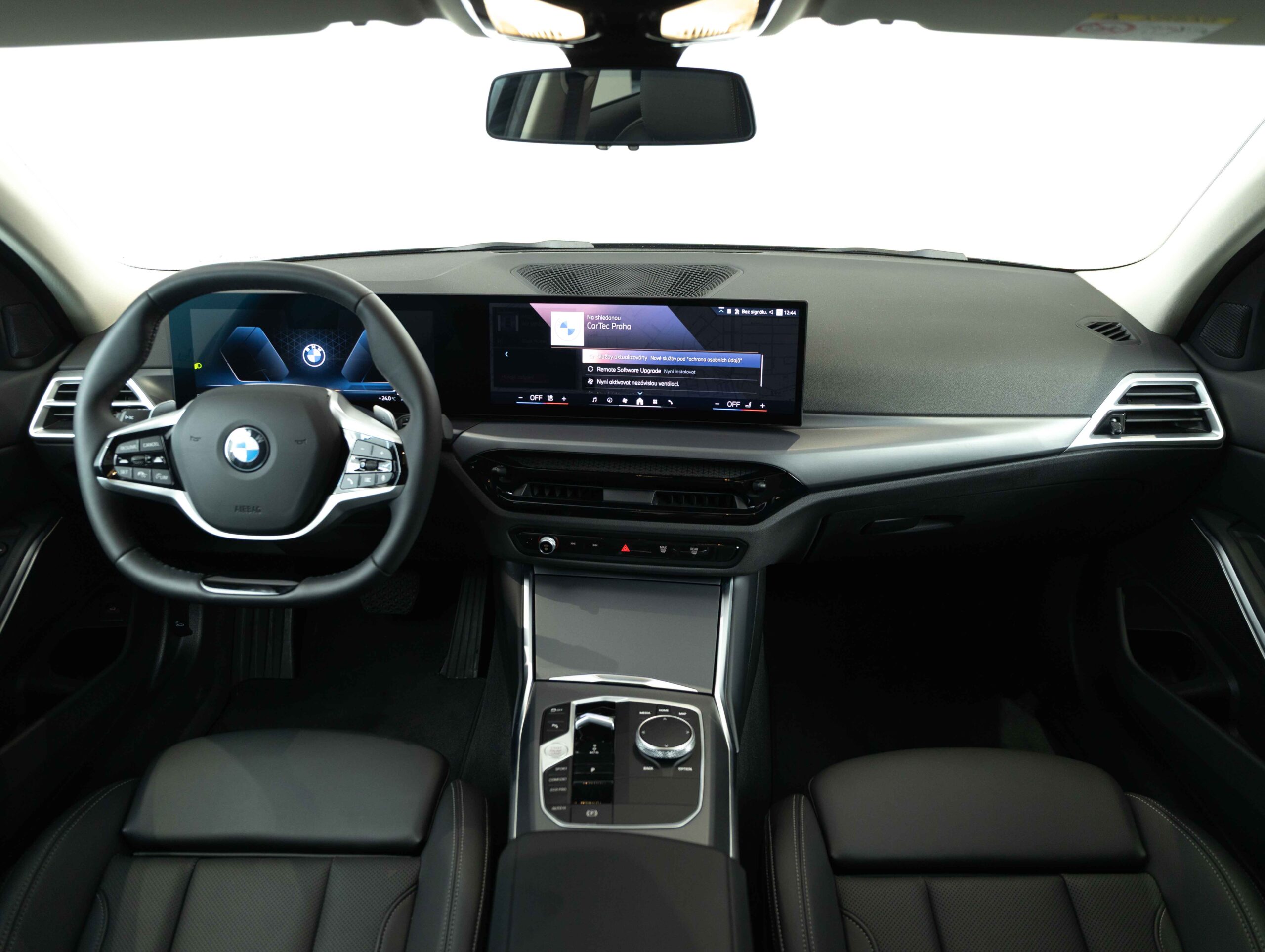 BMW 330d xDrive Sedan
