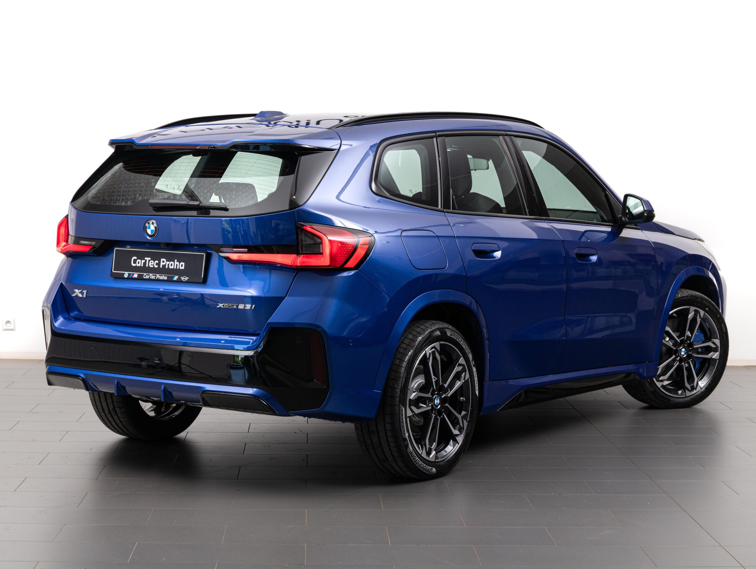 BMW X1 xDrive23i