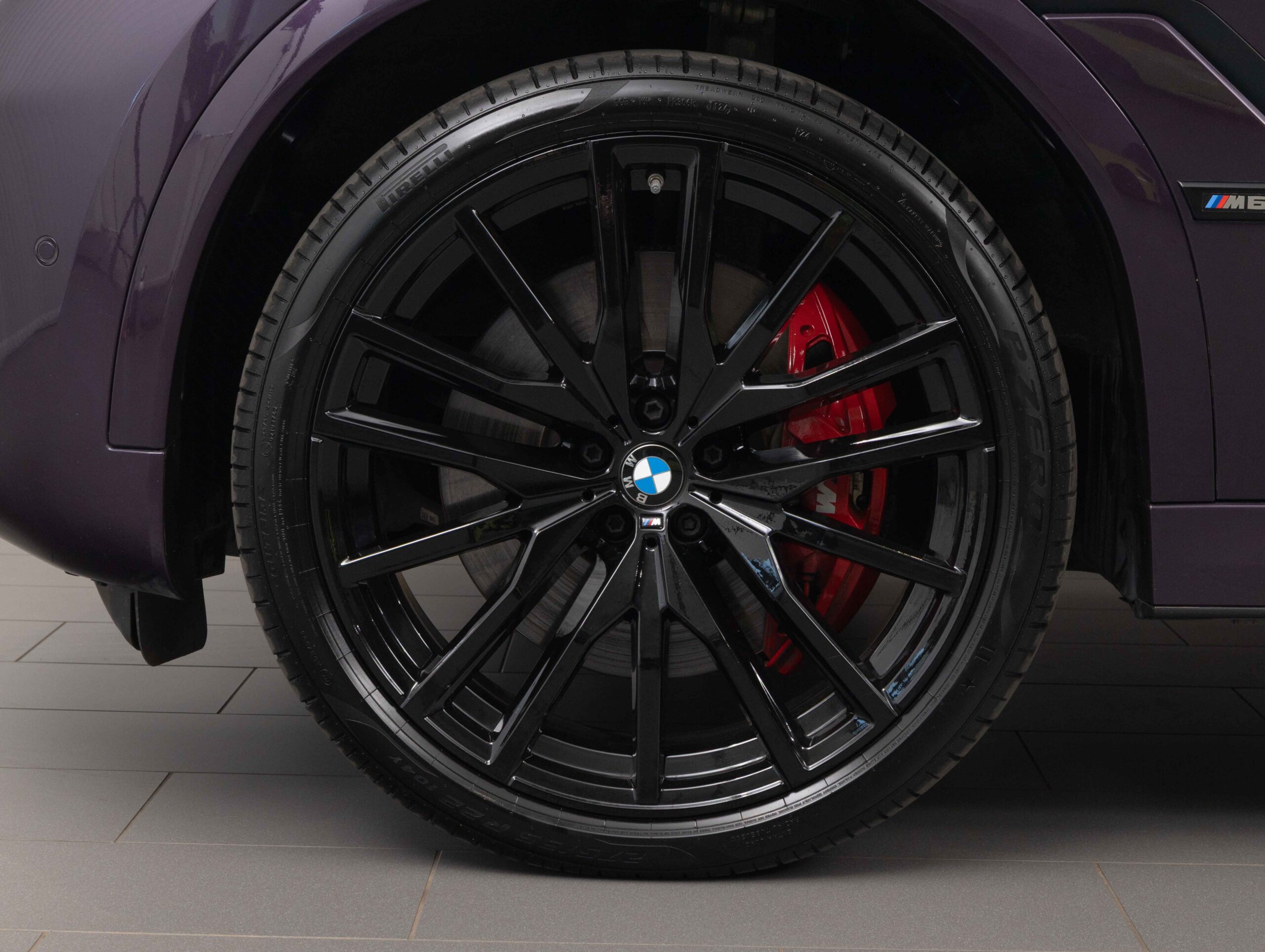 BMW X6 M60i