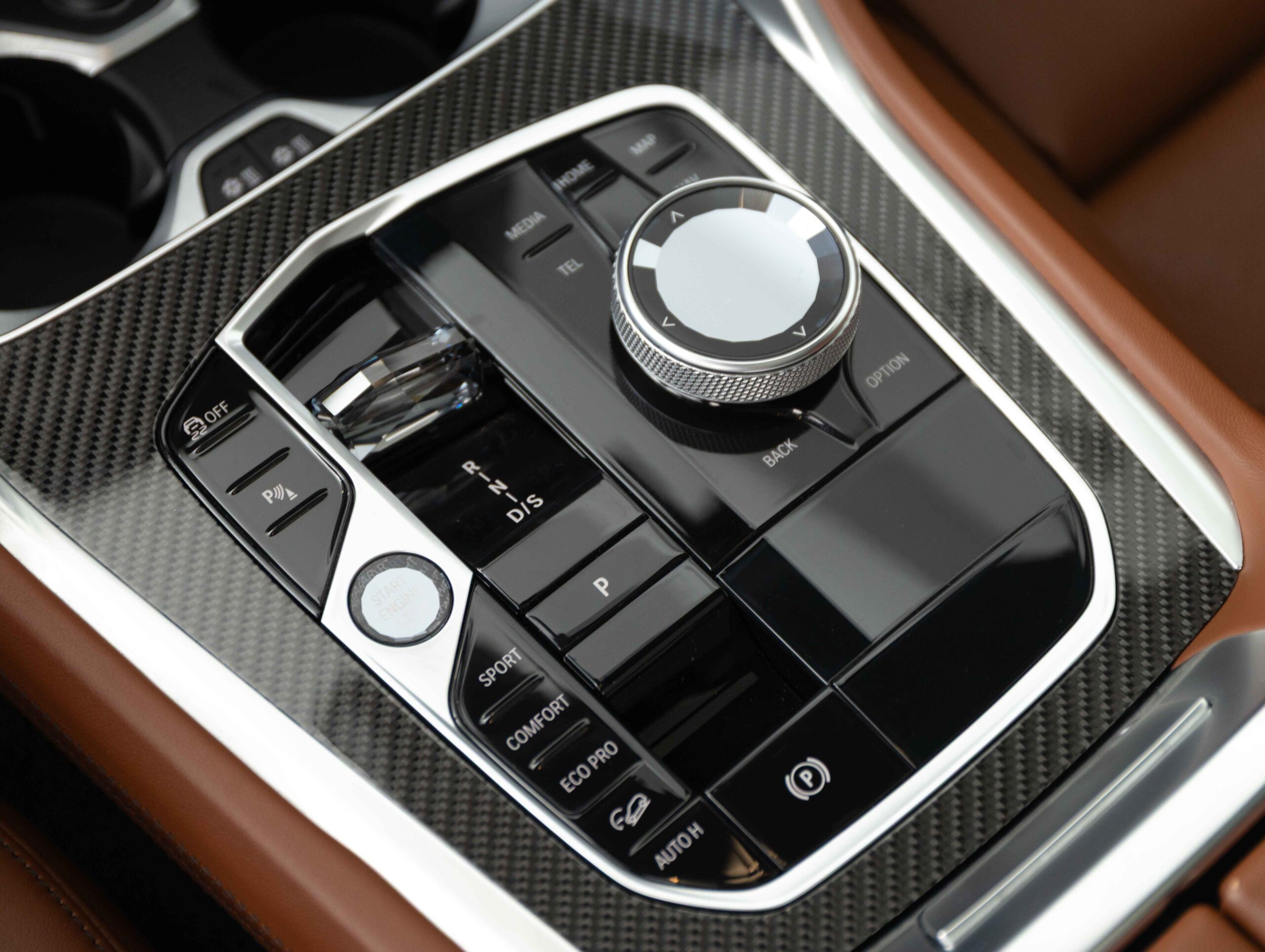 BMW X6 M60i